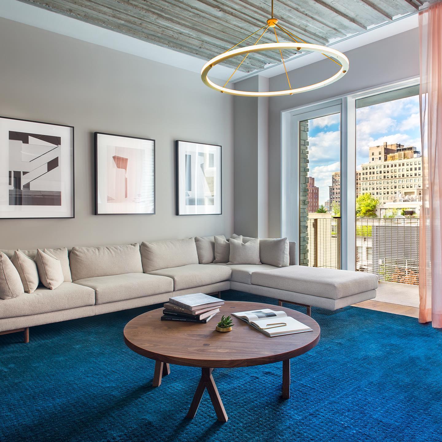 Yates Minimalist Circle Pendant Light - Letslighting