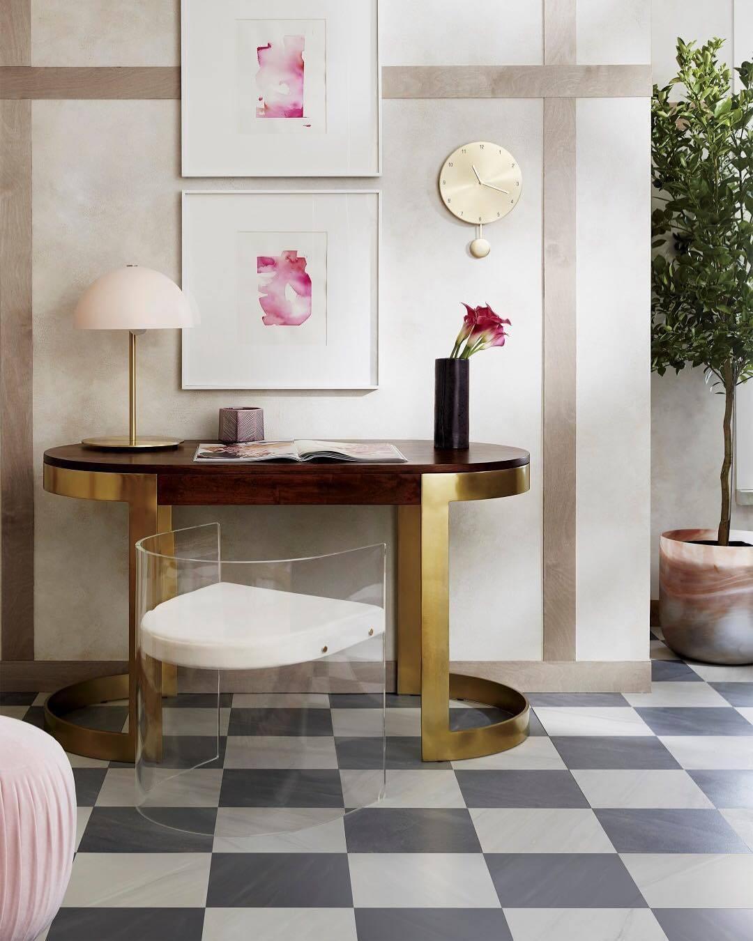 Zephen Acrylic Scandinavian Table Lamp - Letslighting