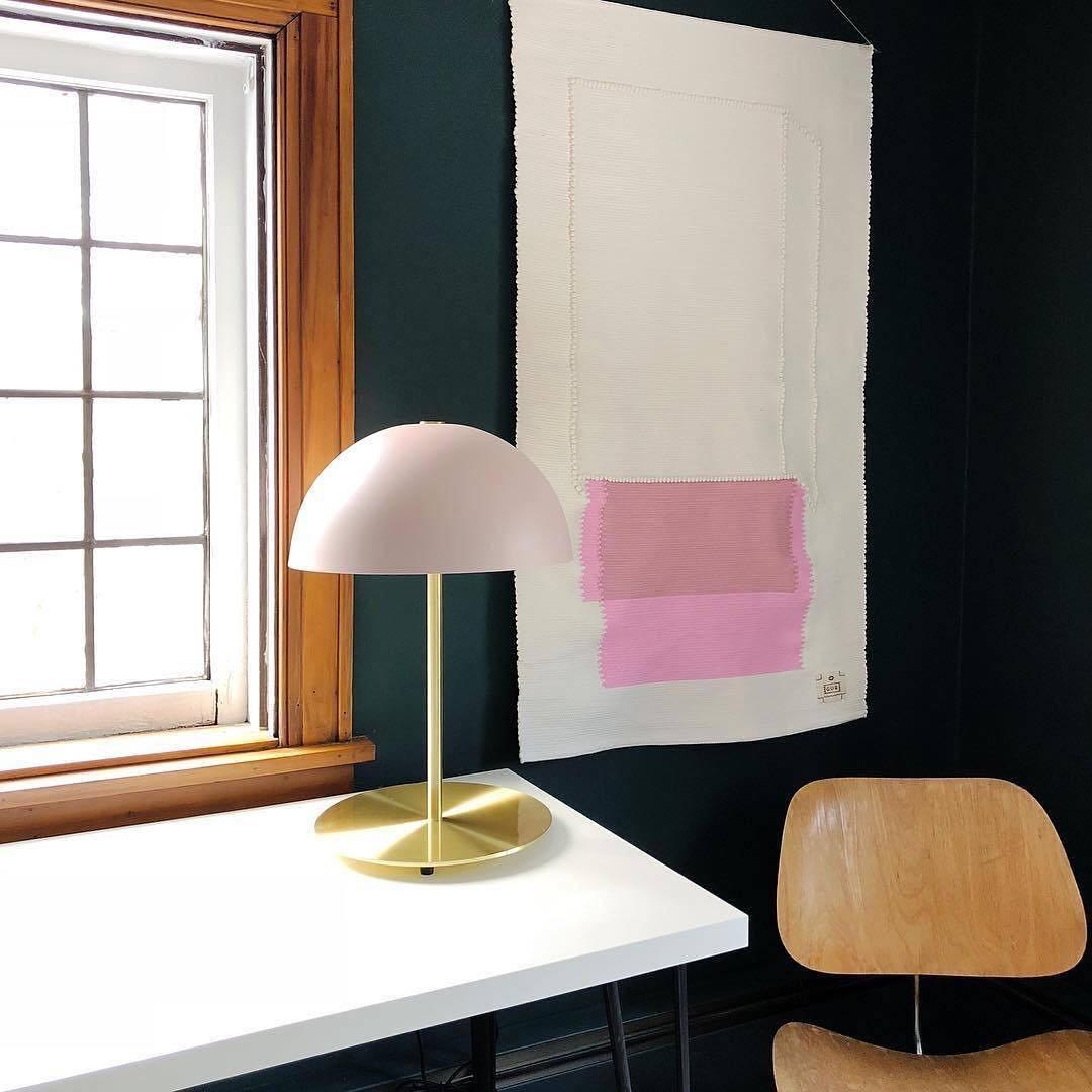 Zephen Acrylic Scandinavian Table Lamp - Letslighting