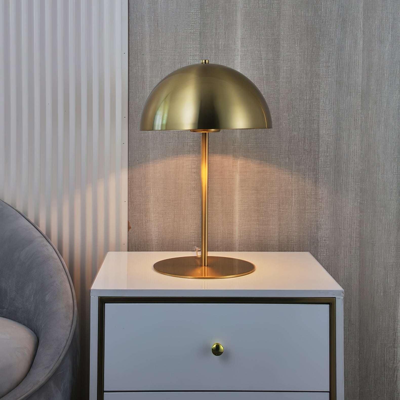 Zephen Acrylic Scandinavian Table Lamp - Letslighting