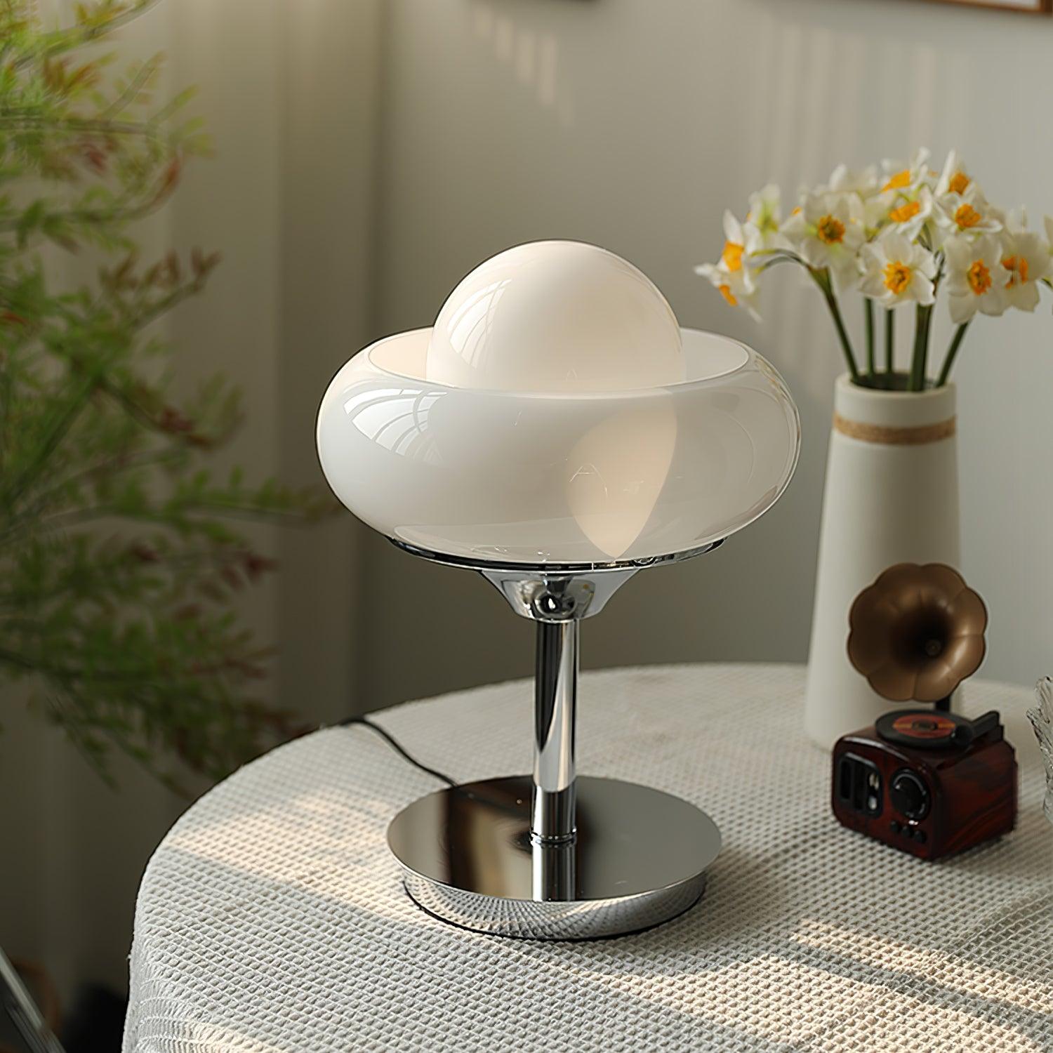 Solise Glass Retro Table Lamp - Letslighting
