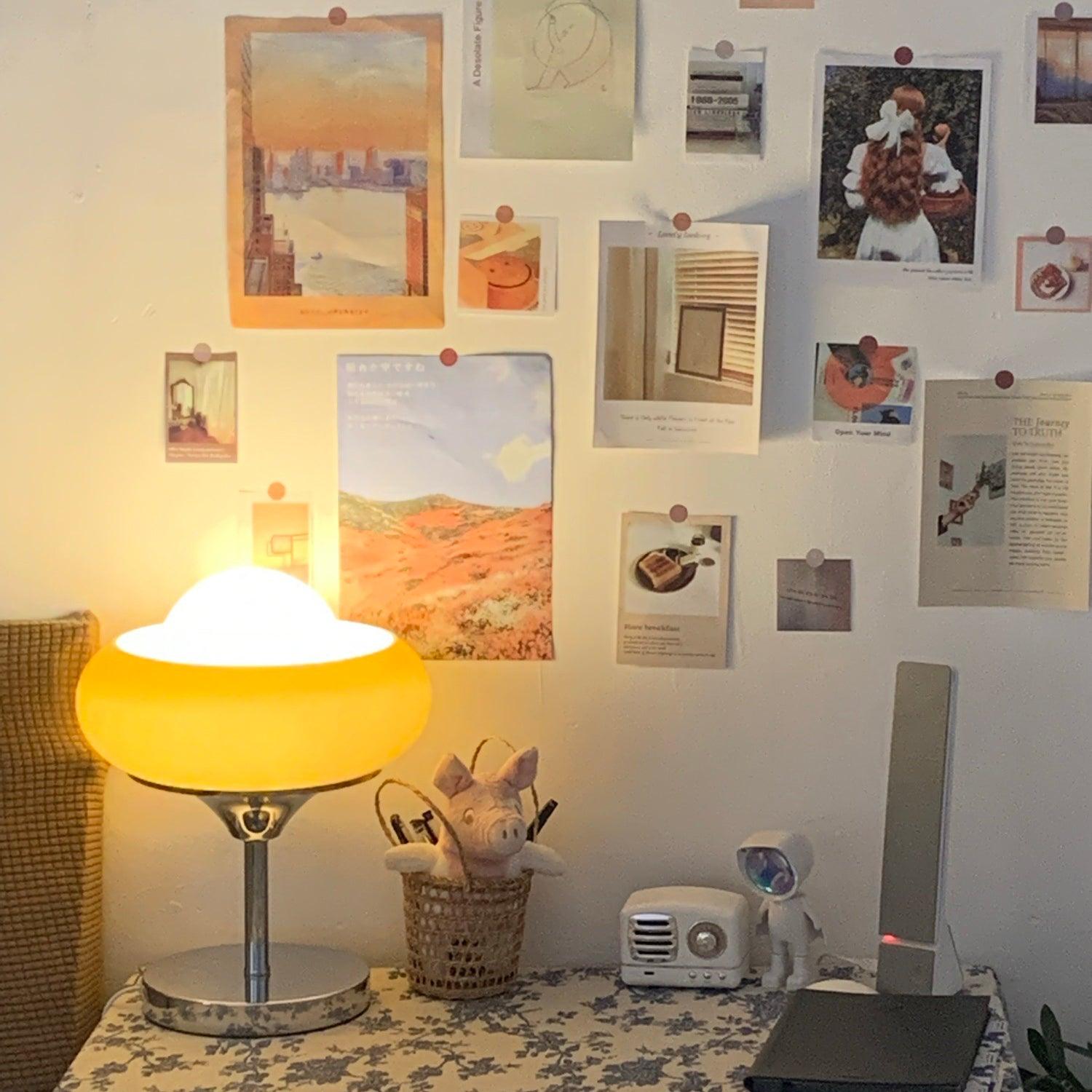 Solise Glass Retro Table Lamp - Letslighting