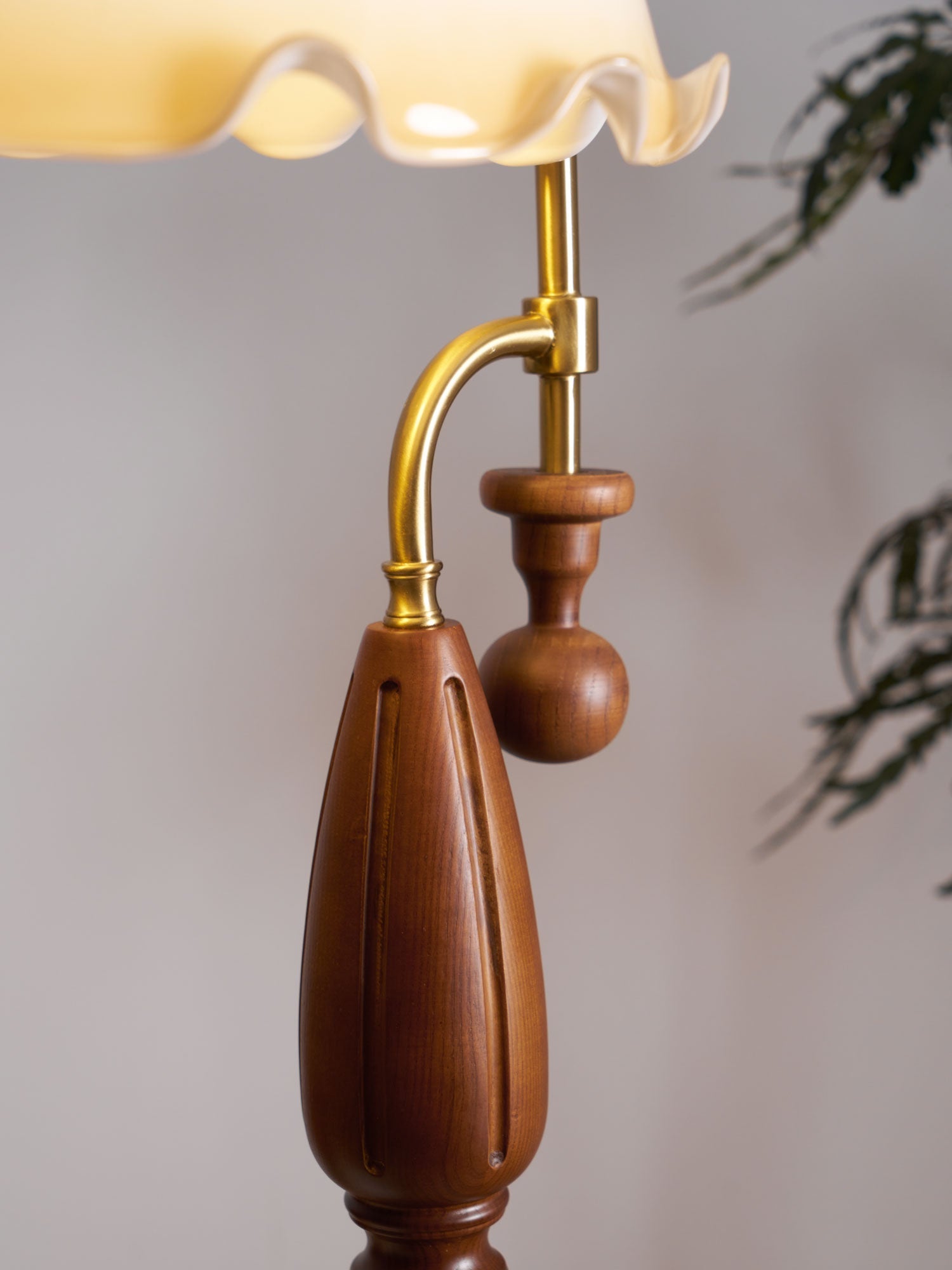 Volorel Vintage Glass Floor Lamp - Letslighting