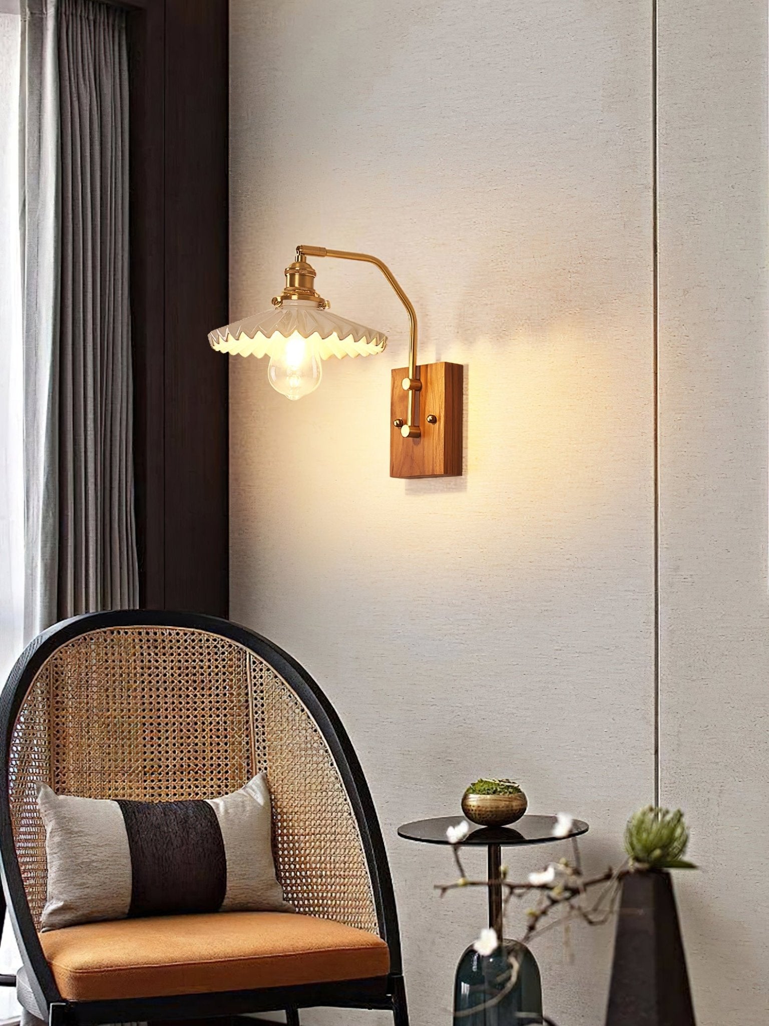 Avveleth Elegance Vintage Walnut Wall Lamp - Letslighting