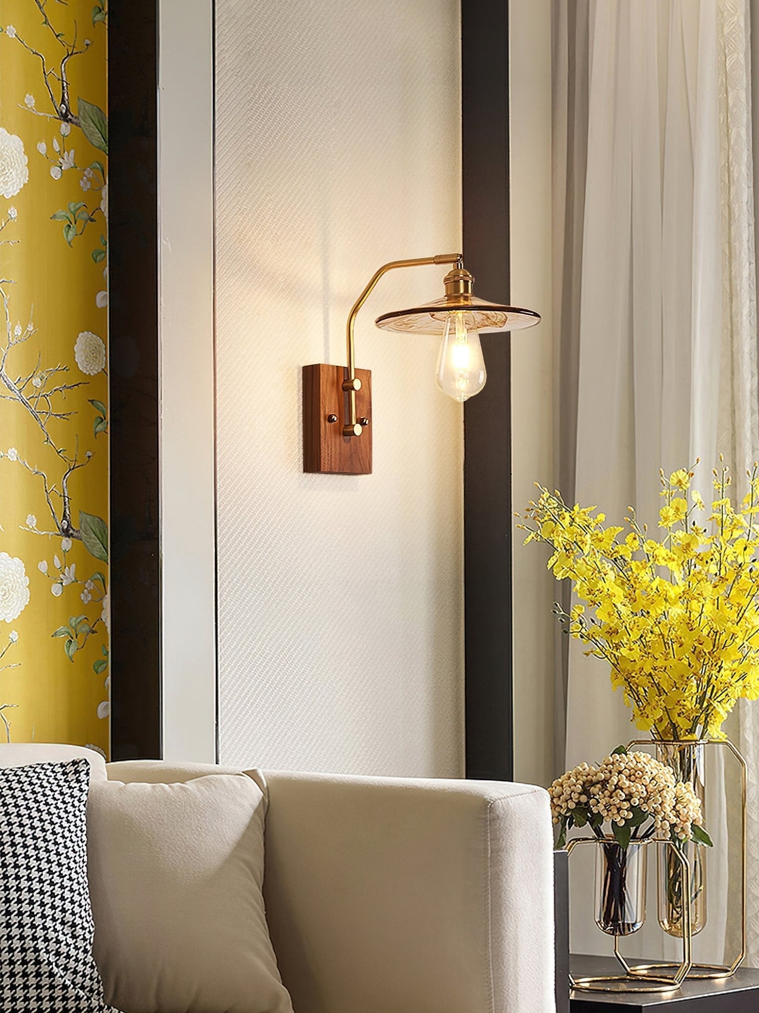 Avveleth Elegance Vintage Walnut Wall Lamp - Letslighting