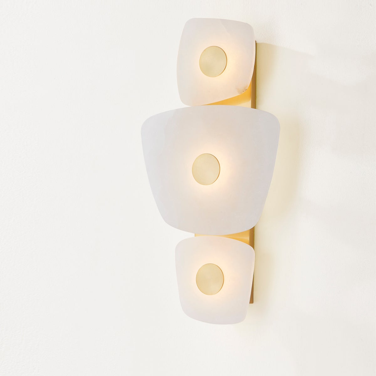 Itheora Individual Creativity Brass Alabaster Wall Lamp - Letslighting