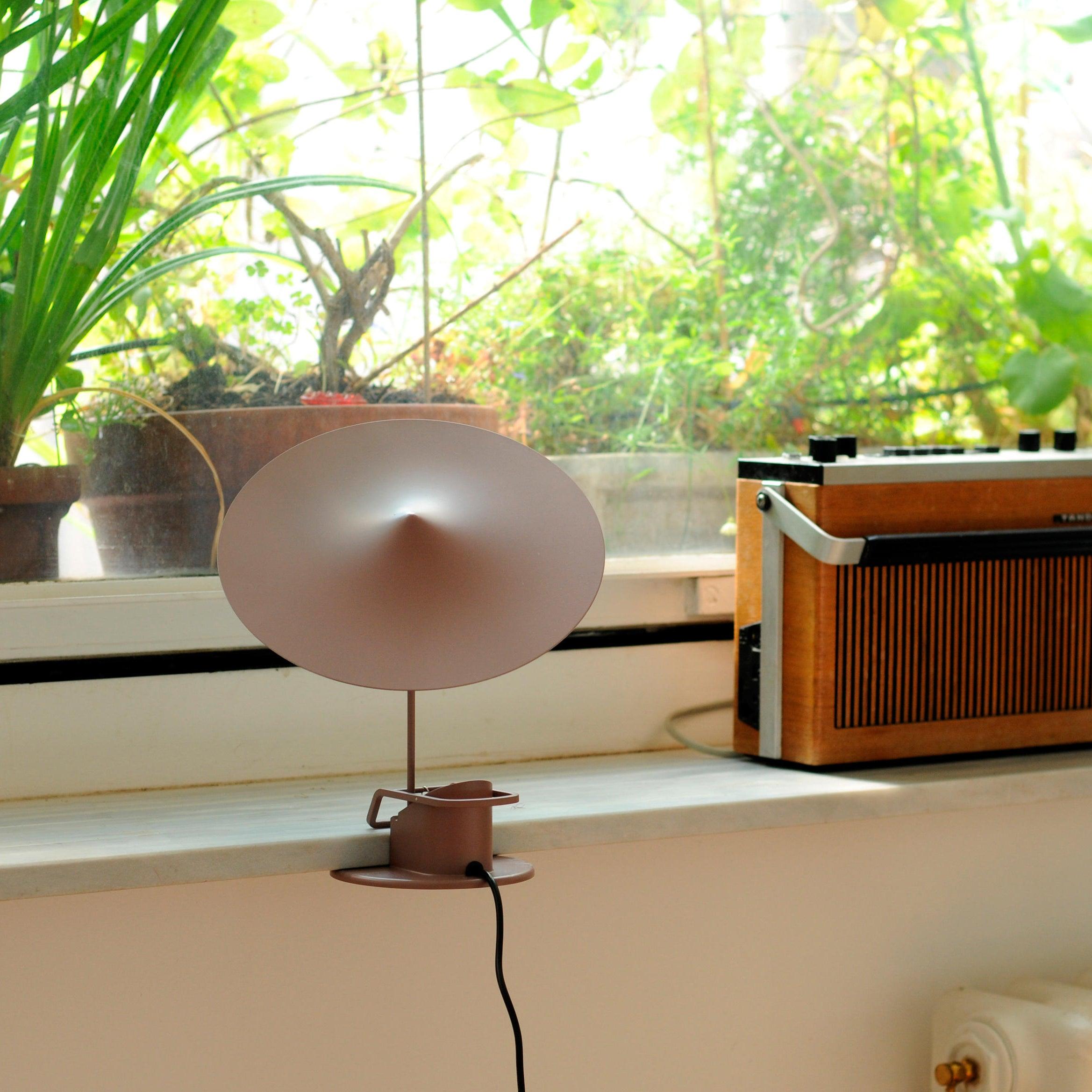 Lumoce Futuristic Table Lamp - Letslighting