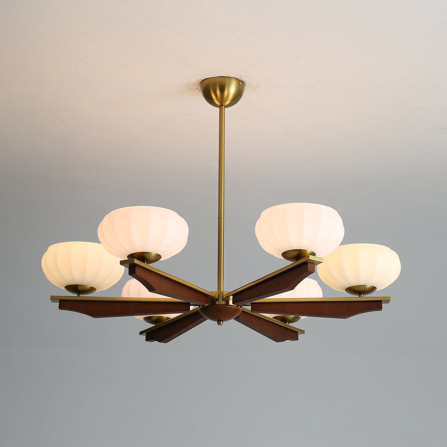 Uzoror Traditional Elegance Vintage Wood Chandelier - Letslighting