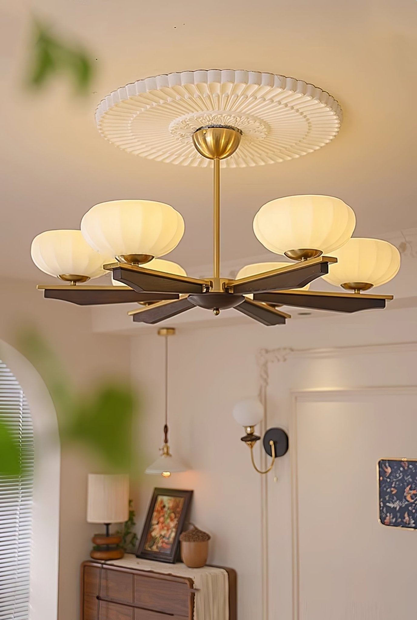 Uzoror Traditional Elegance Vintage Wood Chandelier - Letslighting