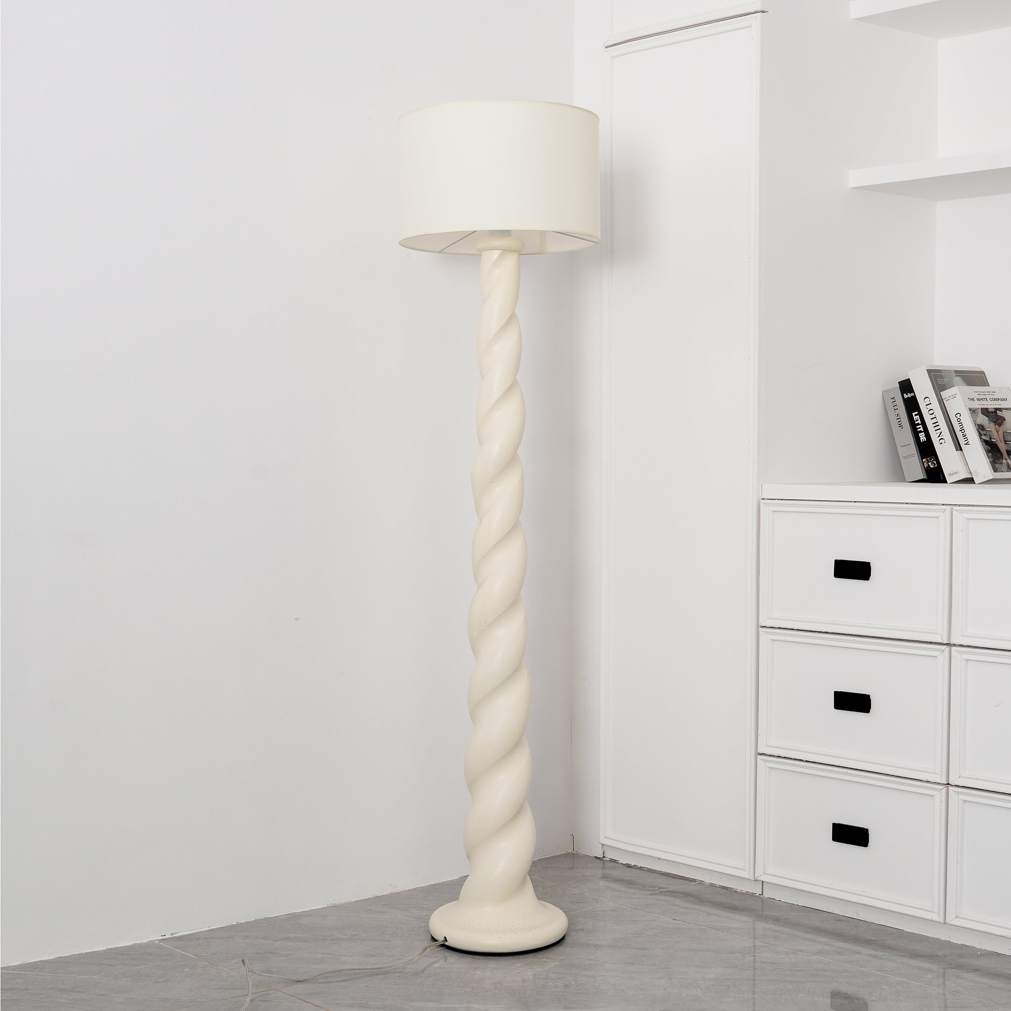Voliril Artistic Resin Floor Lamp - Letslighting