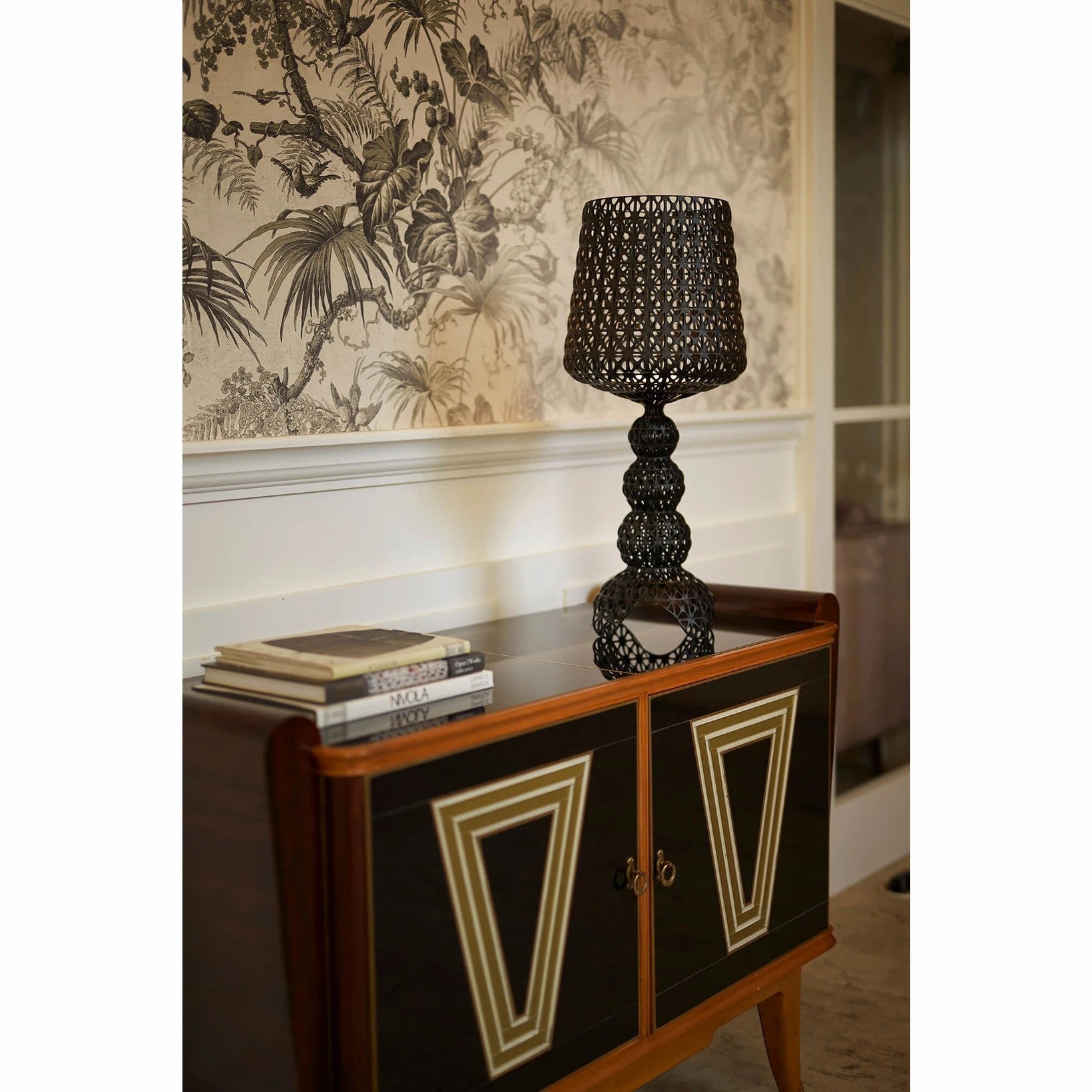 Lilah Acrylic Luxury Table Lamp - Letslighting