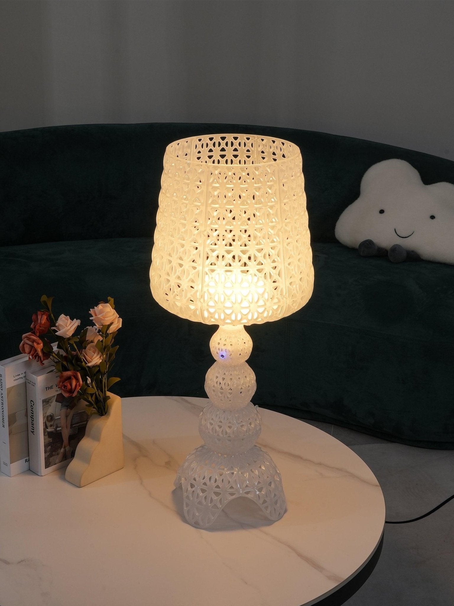 Lilah Acrylic Luxury Table Lamp - Letslighting
