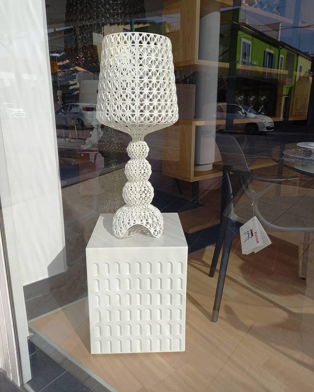 Lilah Acrylic Luxury Table Lamp - Letslighting