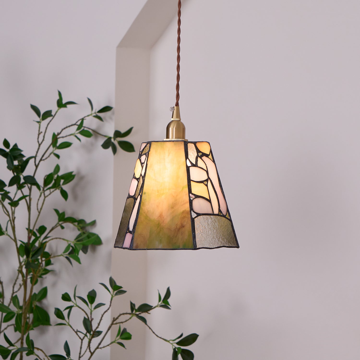 Mavine Tiffany-Style Stained Glass Pendant Light - Letslighting