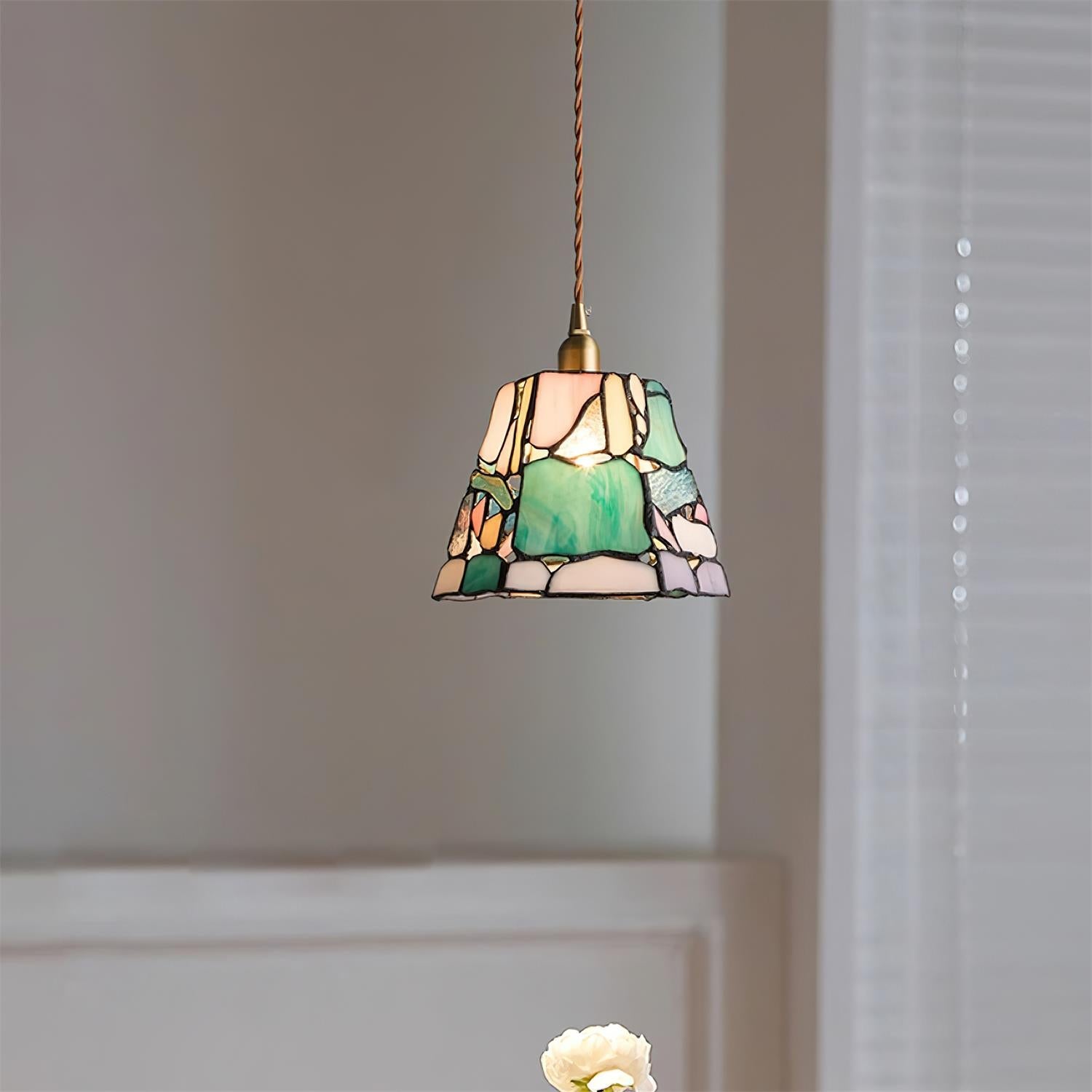 Mavine Tiffany-Style Stained Glass Pendant Light - Letslighting