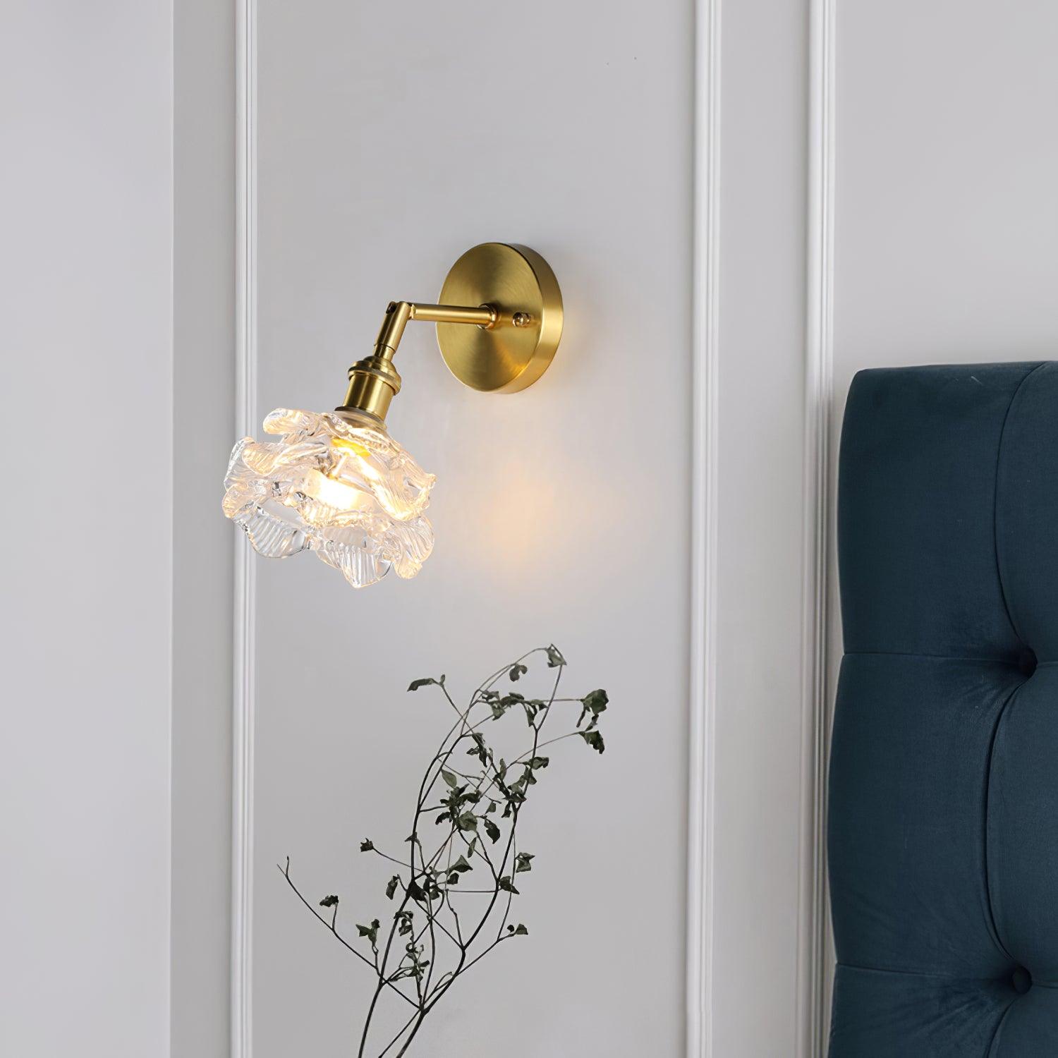 Petal Vintage Brass Wall Lamp - Letslighting