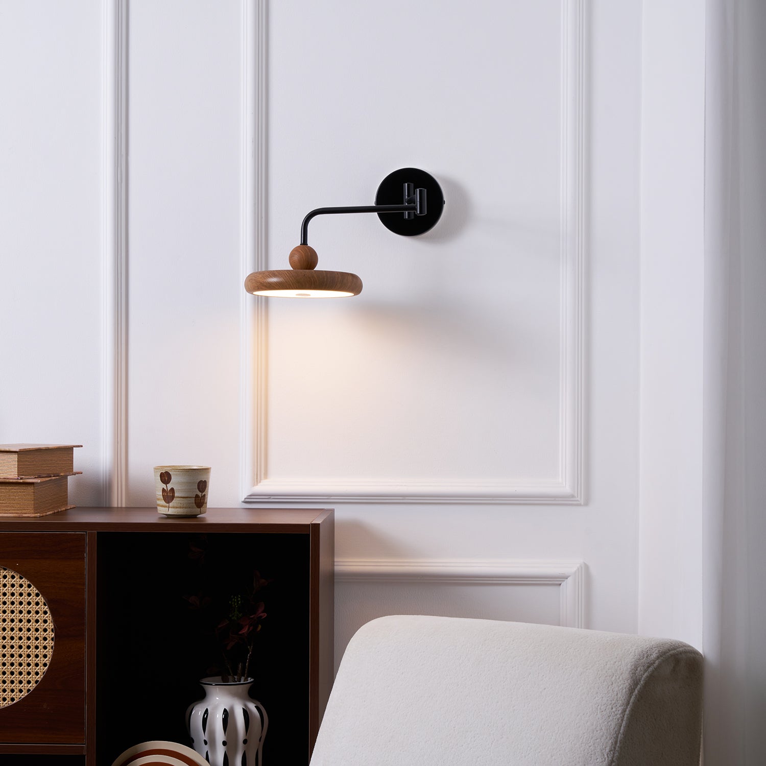 Karlin Modern Acrylic & Metal Wall Light