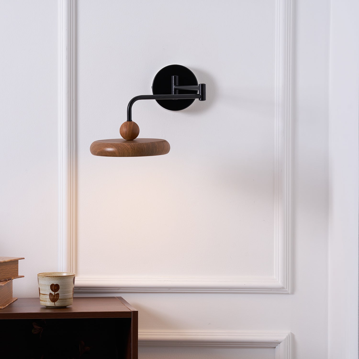 Karlin Modern Acrylic & Metal Wall Light