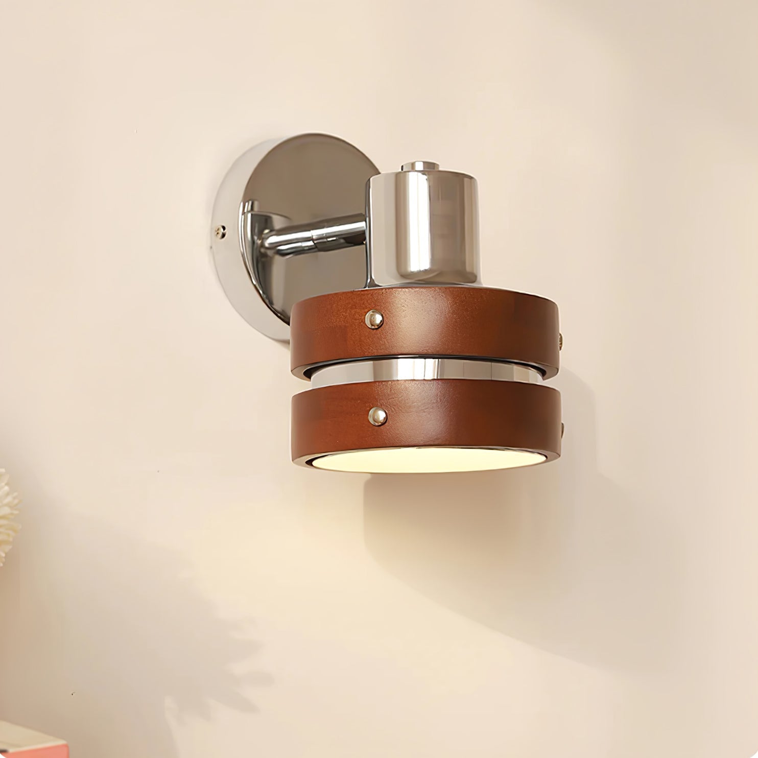Zanorir Premium Nordic Art Walnut Wall Lamp - Letslighting
