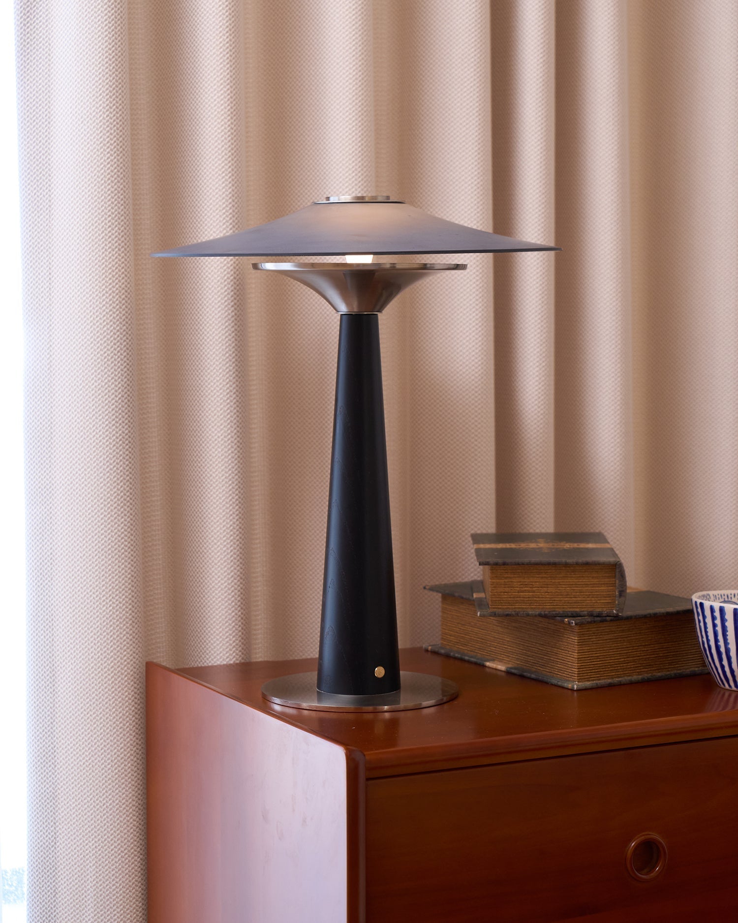 Cecilia Modern Table Lamp - Letslighting