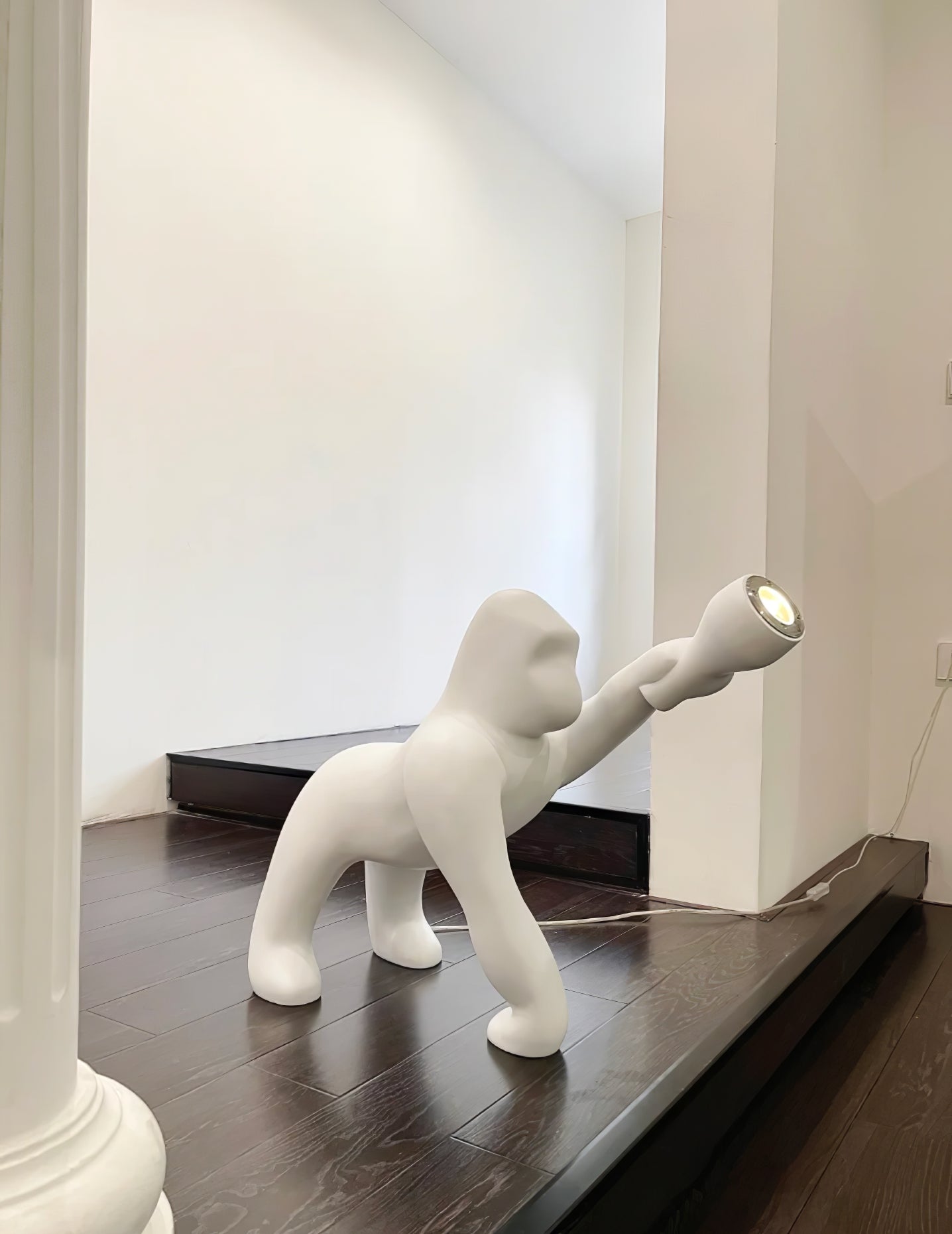 Zasolil Artistic Resin Gorilla Floor Lamp - Letslighting