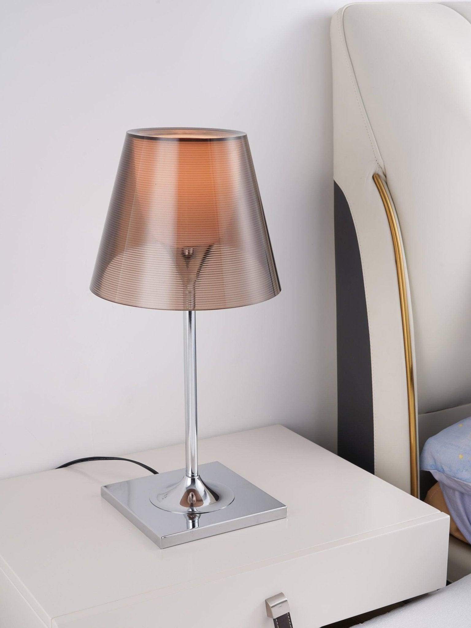 Bravon Plastic Table Lamp - Letslighting