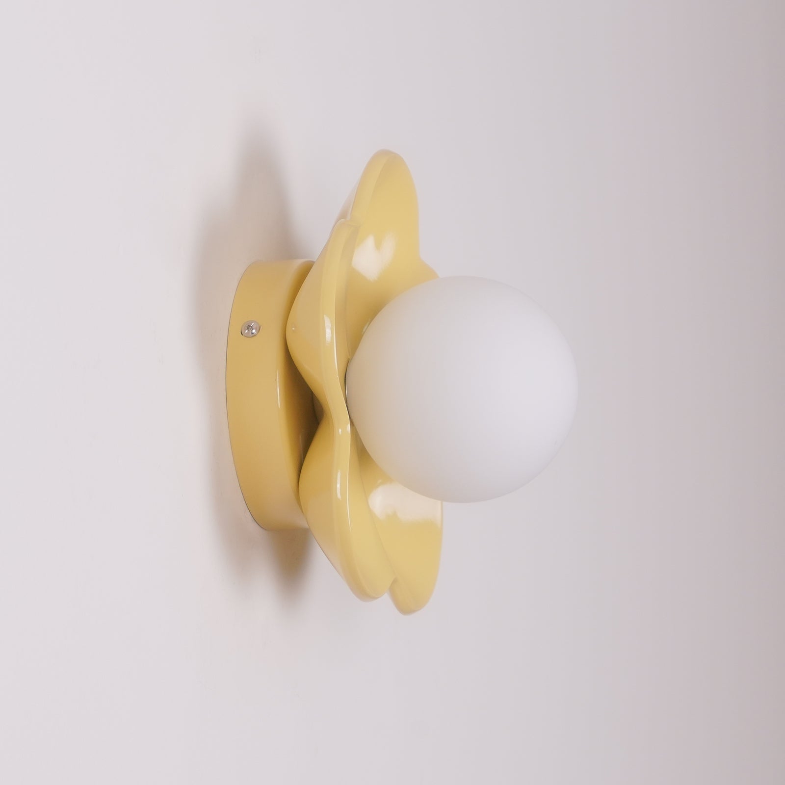 Meluna Yellow Flower Wall Lamp - Letslighting