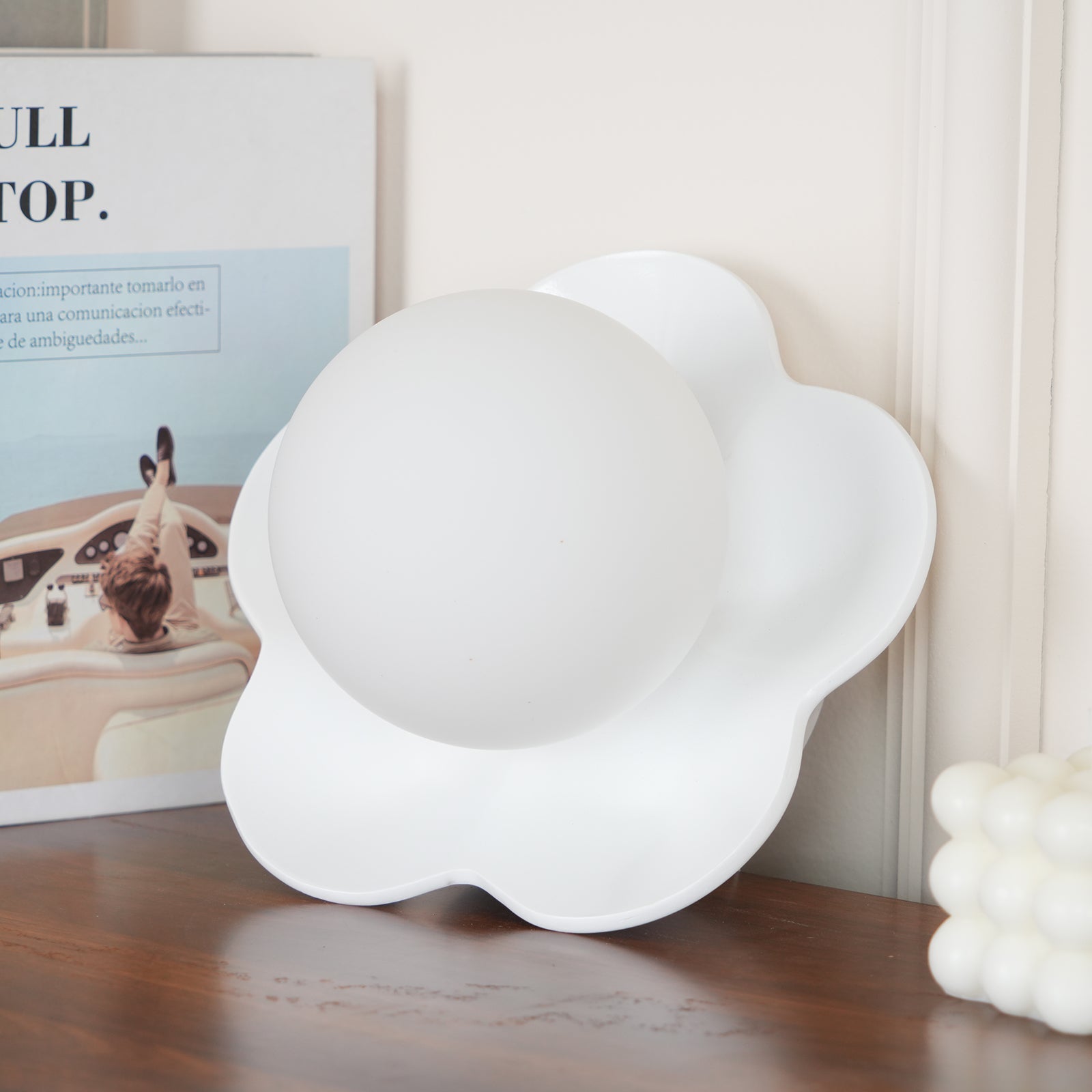 Meluna Yellow Flower Wall Lamp - Letslighting
