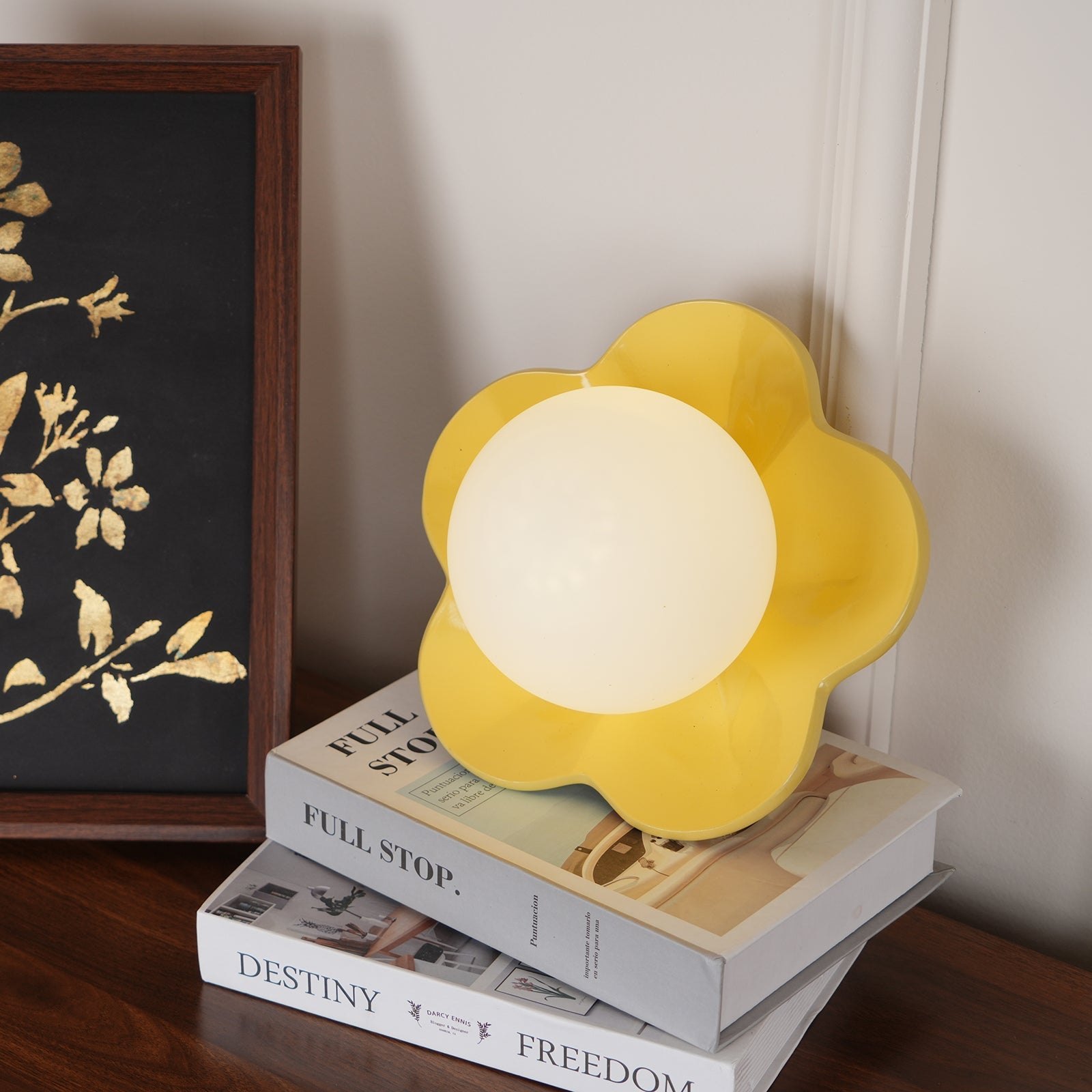 Meluna Yellow Flower Wall Lamp - Letslighting