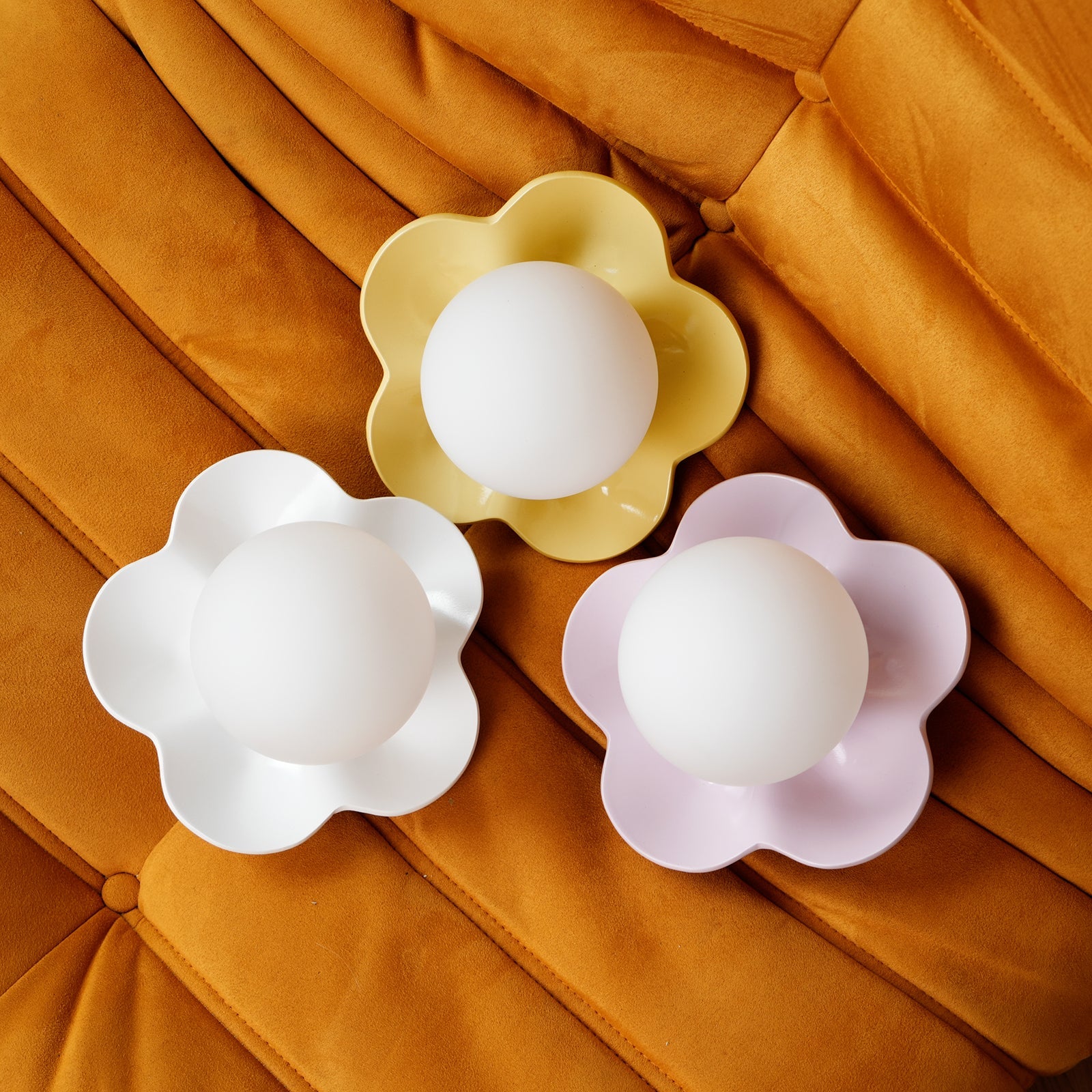Meluna Yellow Flower Wall Lamp - Letslighting