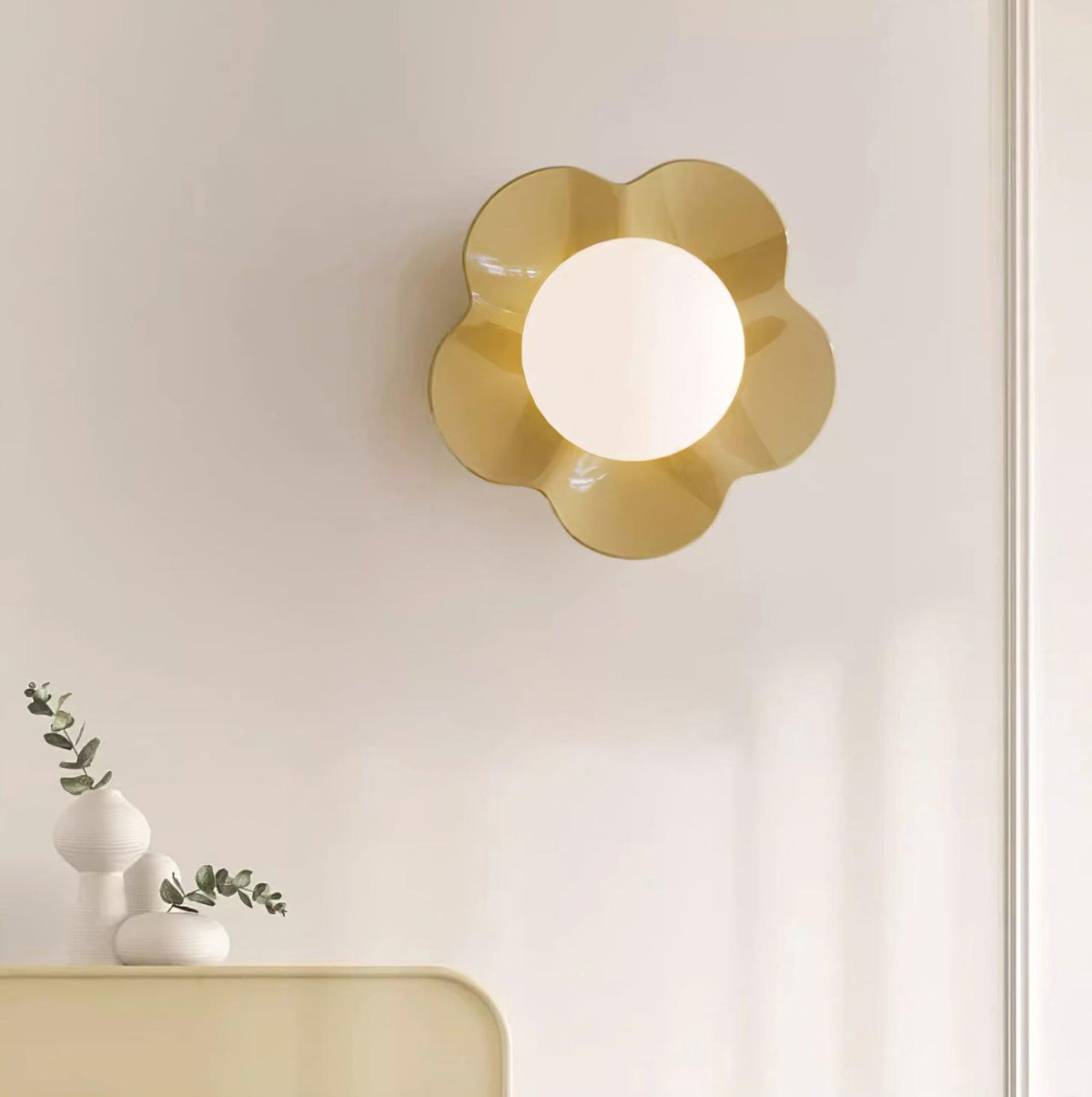 Arcore Resin Playful Wall Lamp - Letslighting