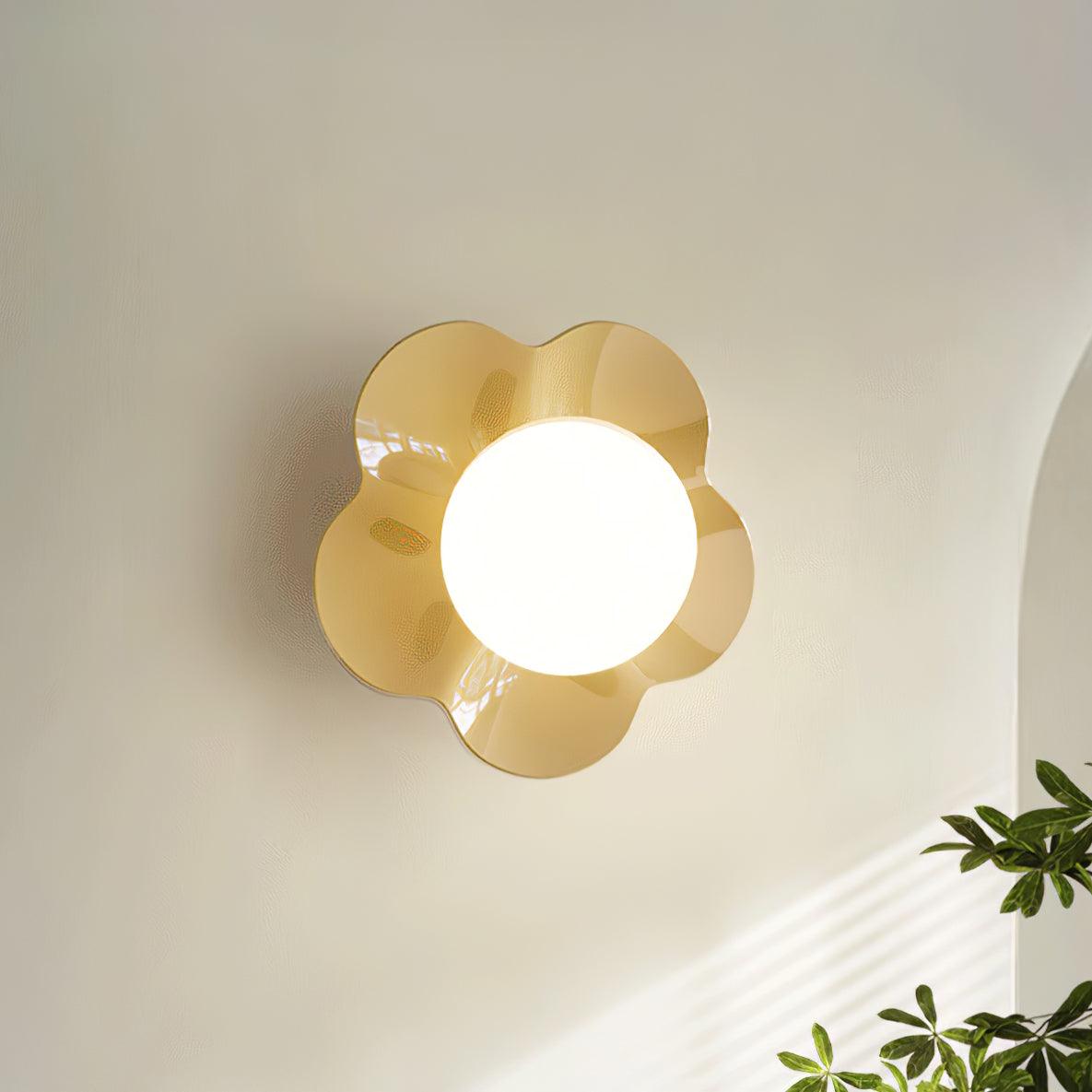 Arcore Resin Playful Wall Lamp - Letslighting