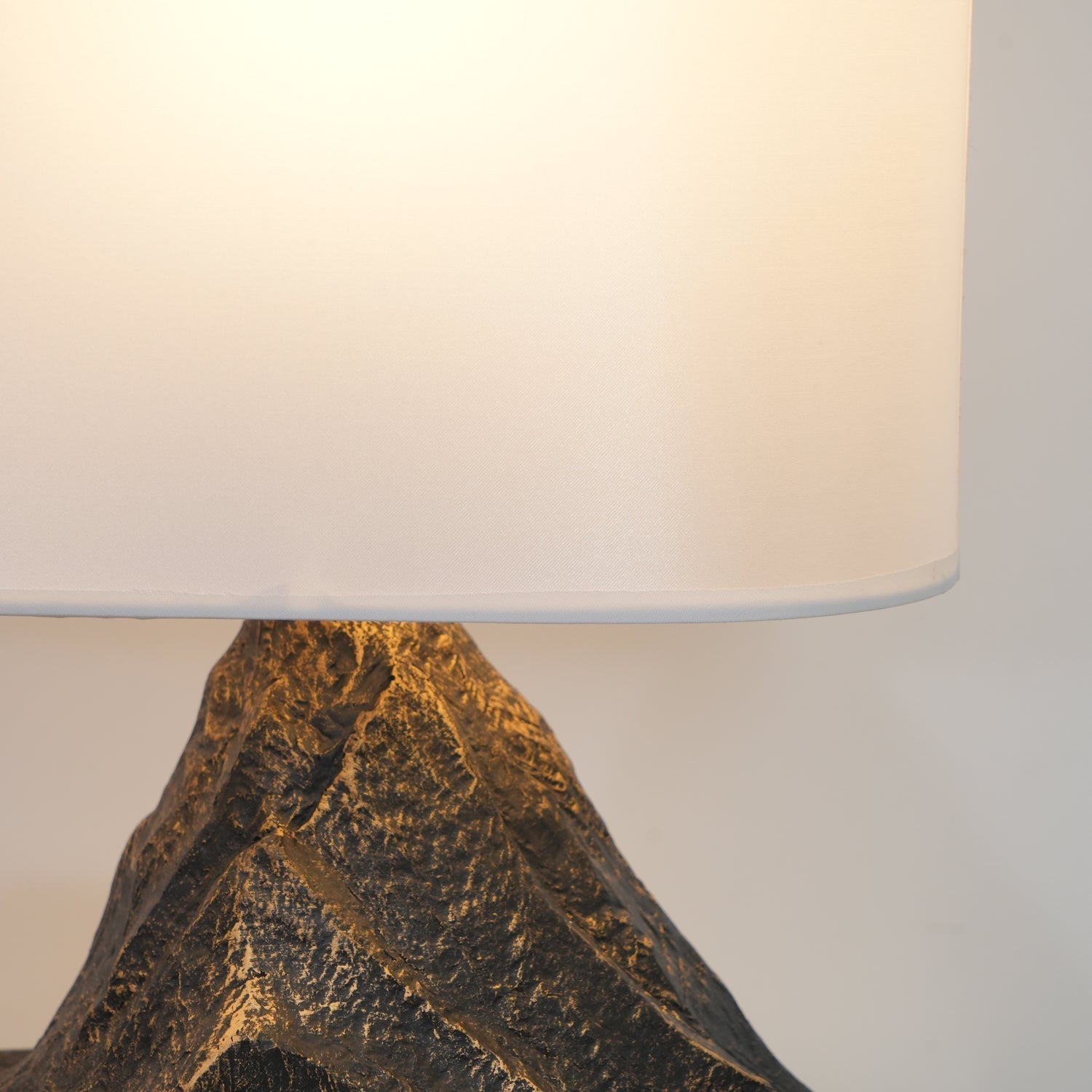 Michelle Natural Resin Table Lamp - Letslighting