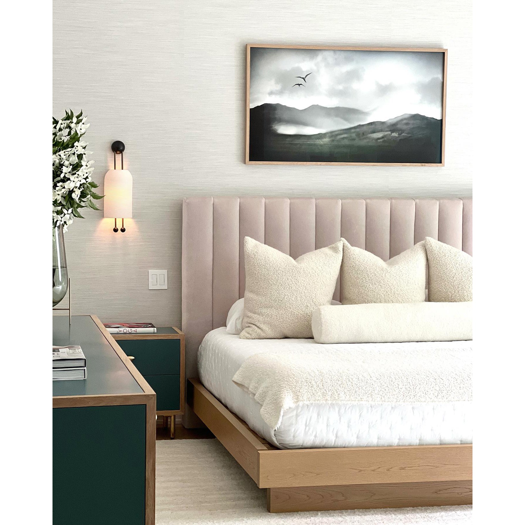 Zelaeora Modern Minimalist Glass Lantern Sconce Wall Lamp - Letslighting