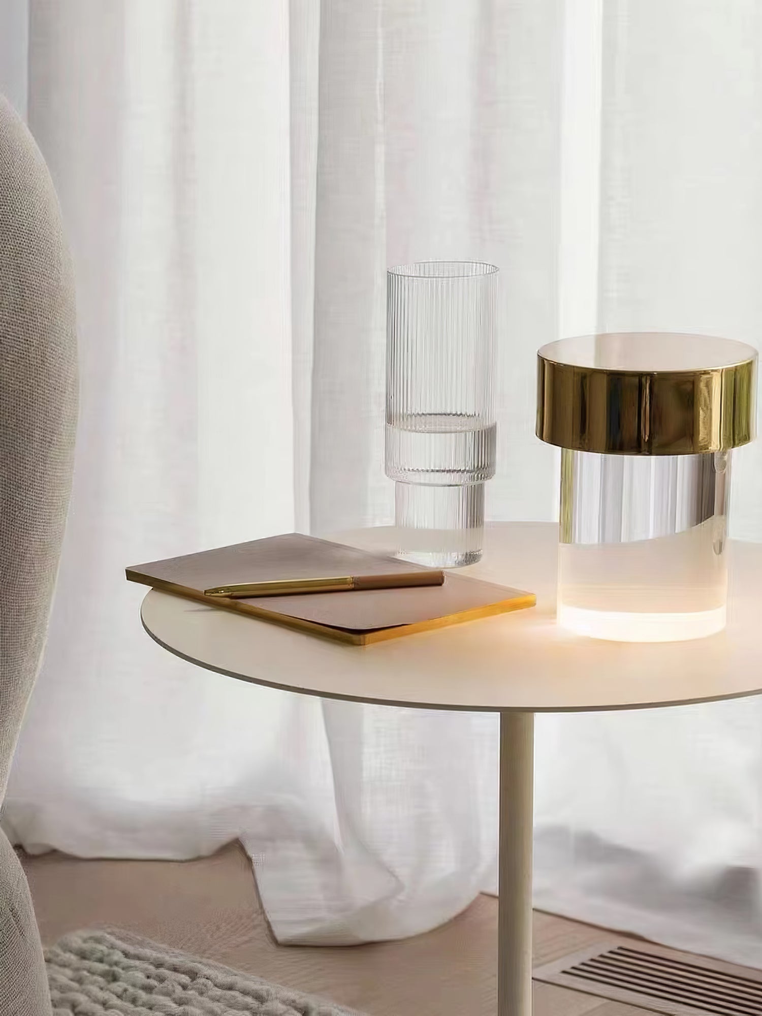 Blair Minimalist Table Lamp - Letslighting