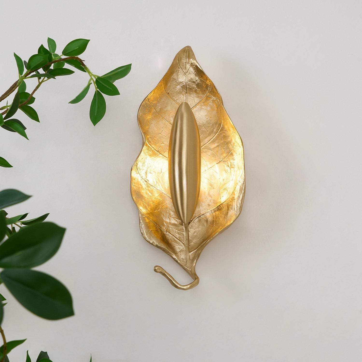 Evraee Nordic Art Leaf Brass Wall Lamp - Letslighting