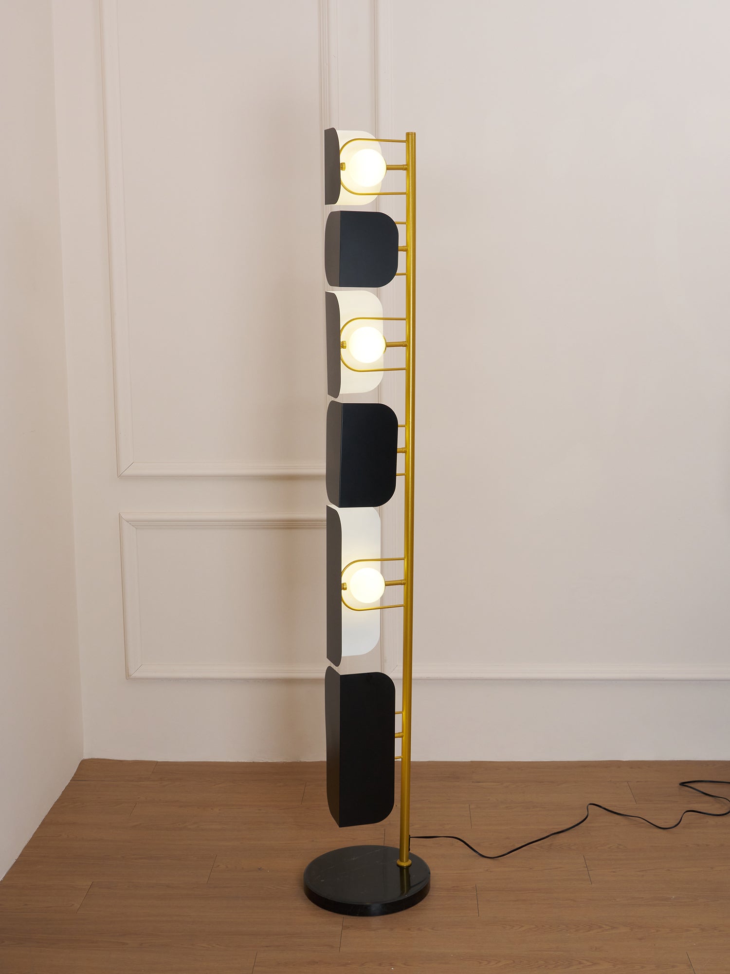 Catharil Modern Geometric Floor Lamp - Letslighting