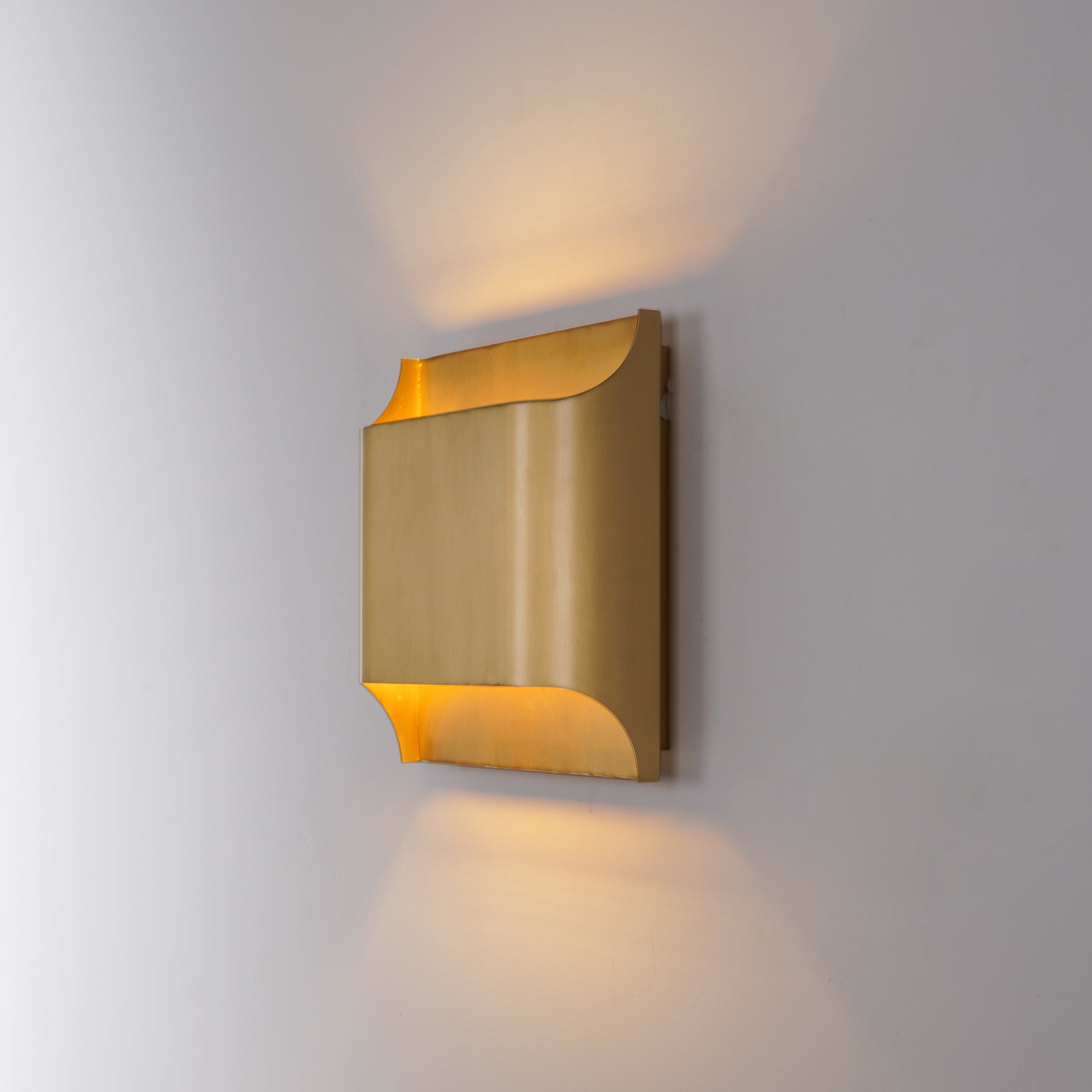 Hardy Nordic Art Brass Wall Lamp - Letslighting