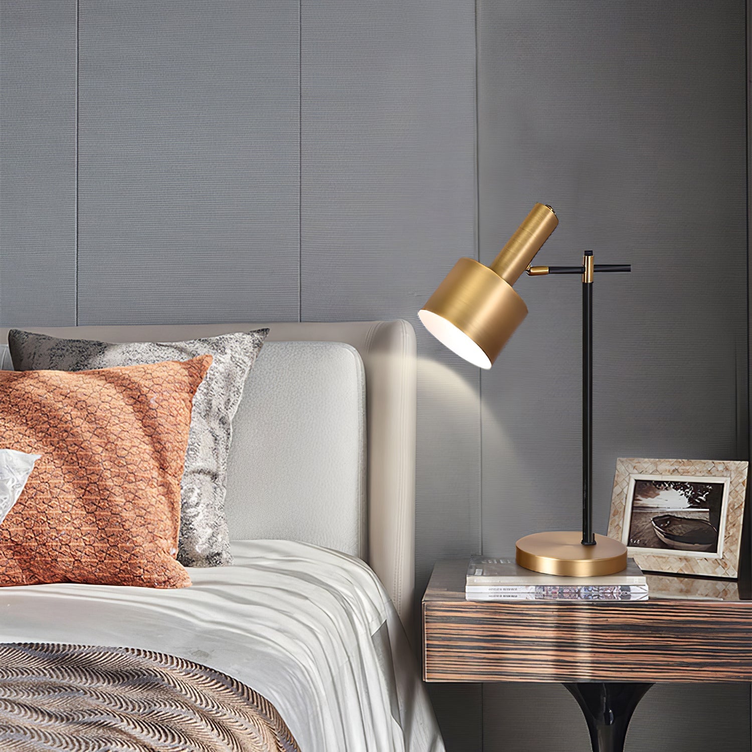 David Modern Metal Table Lamp - Blowlighting