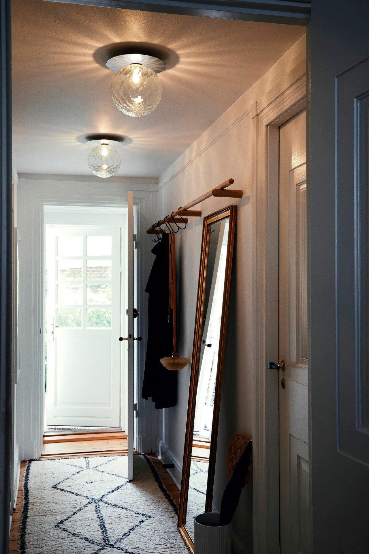 Lustra Wall Lamp Disc Globe Minimalist - Letslighting