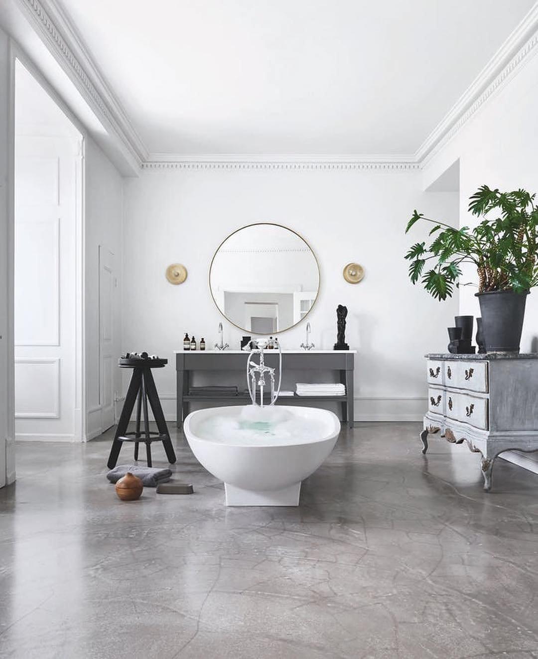 Lustra Wall Lamp Disc Globe Minimalist - Letslighting