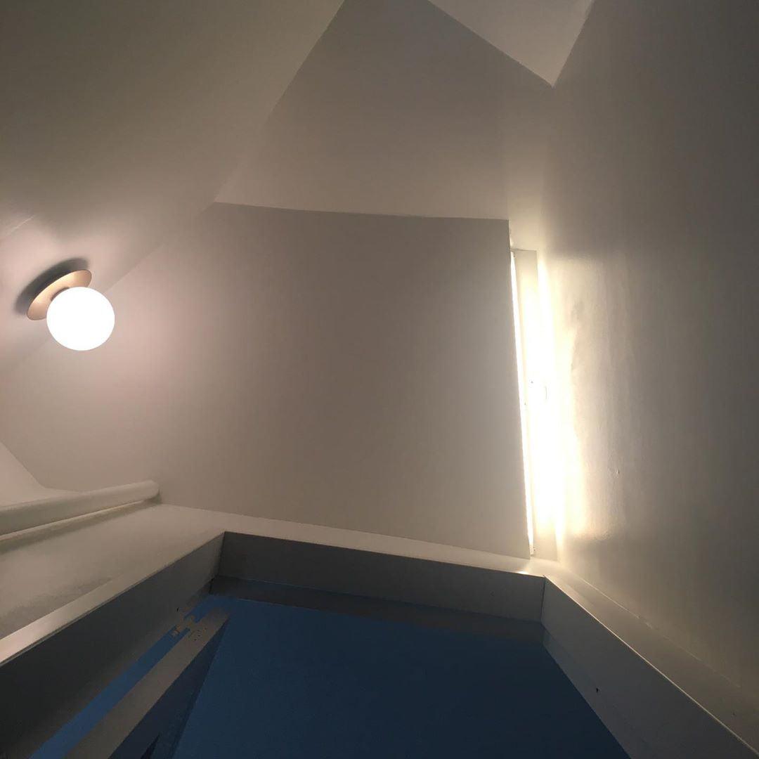 Lustra Wall Lamp Disc Globe Minimalist - Letslighting