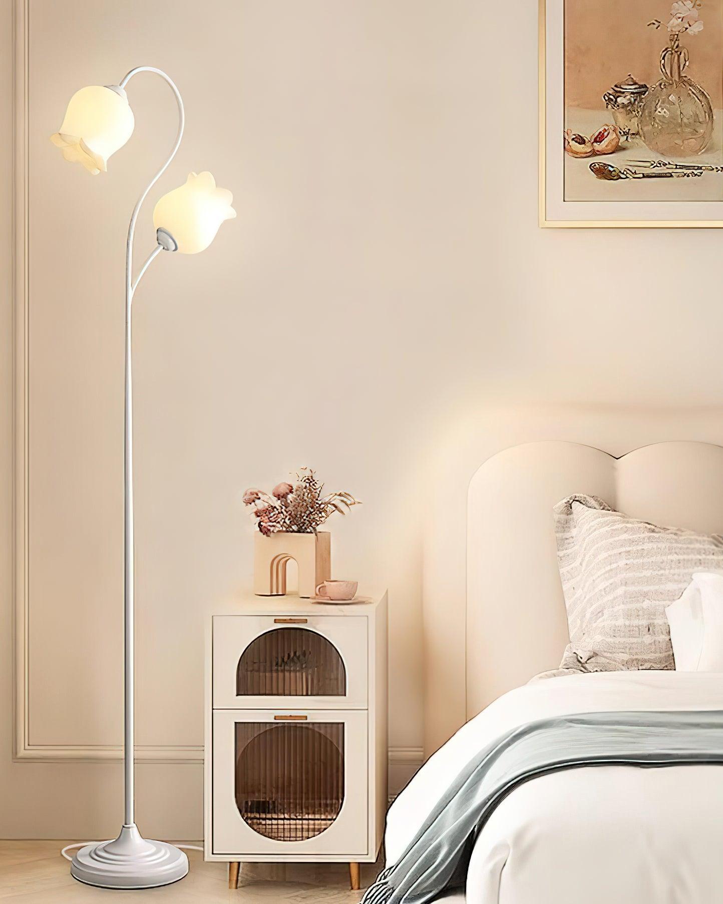 Zevelil Floral Floor Lamp - Letslighting