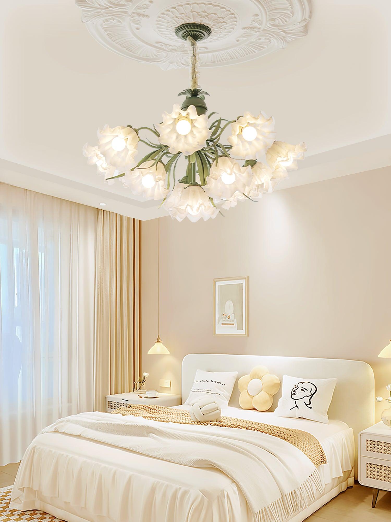Lustra Chandelier Flower with Petals and Leaves - Letslighting