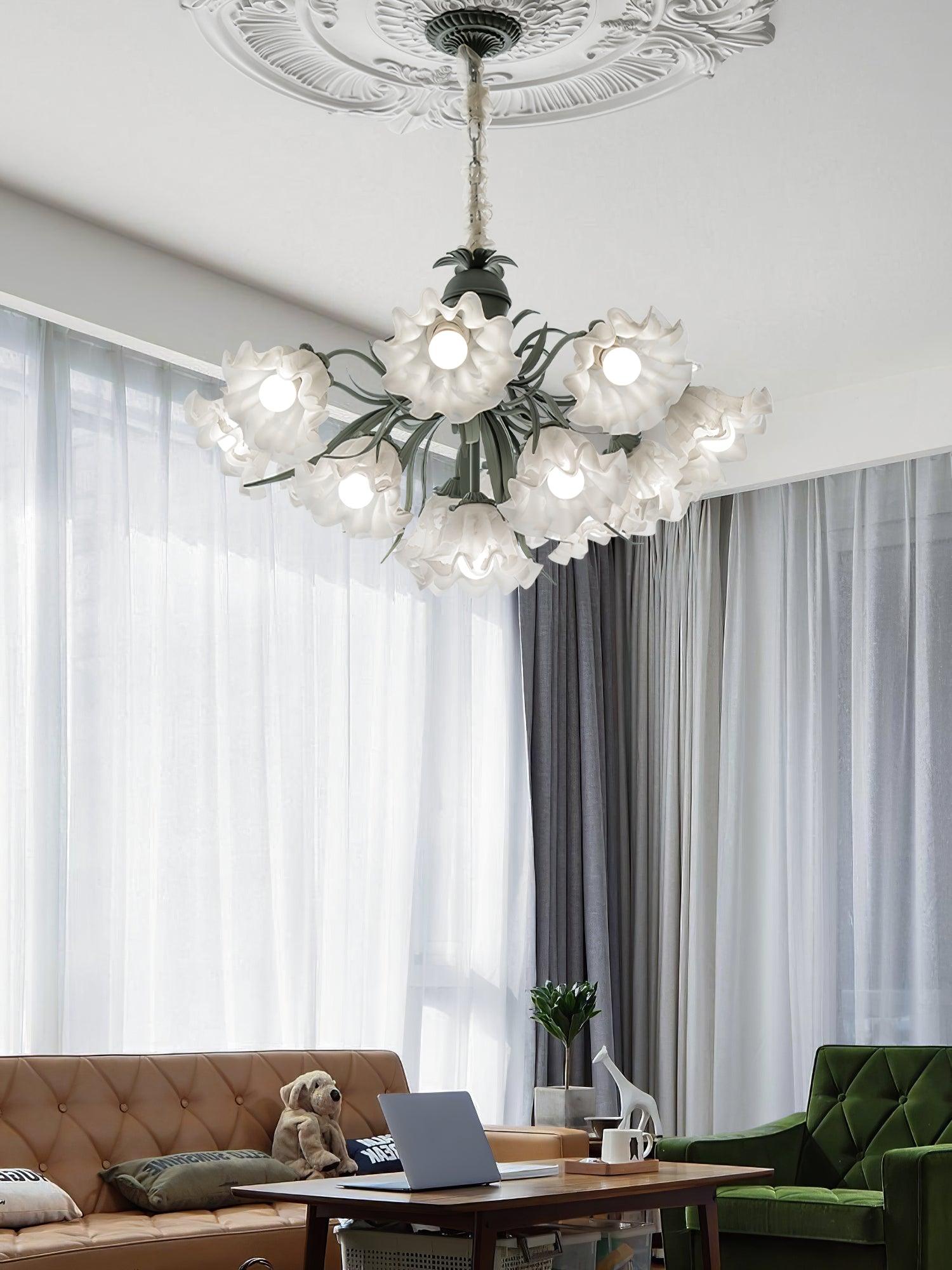 Lustra Chandelier Flower with Petals and Leaves - Letslighting