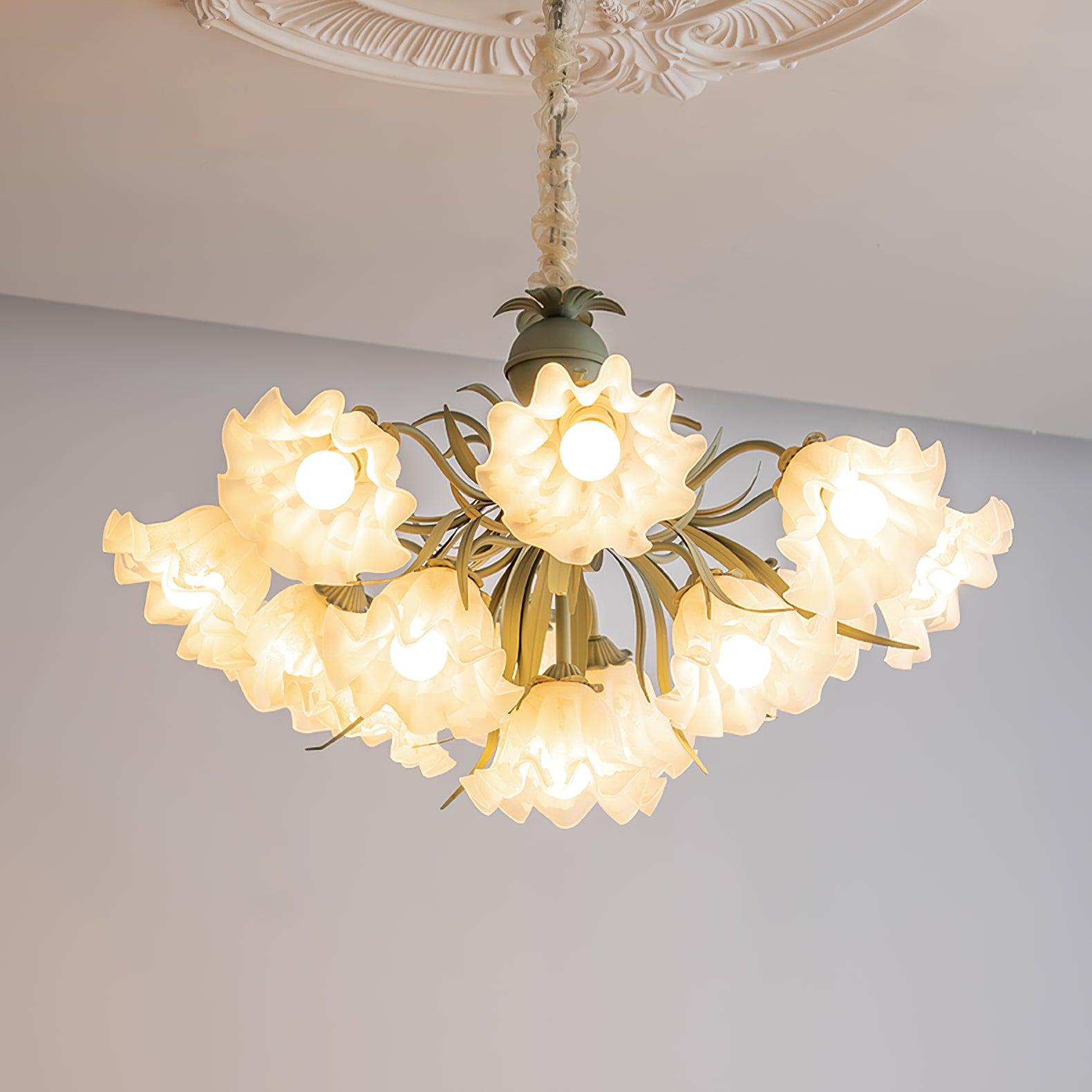 Lustra Chandelier Flower with Petals and Leaves - Letslighting