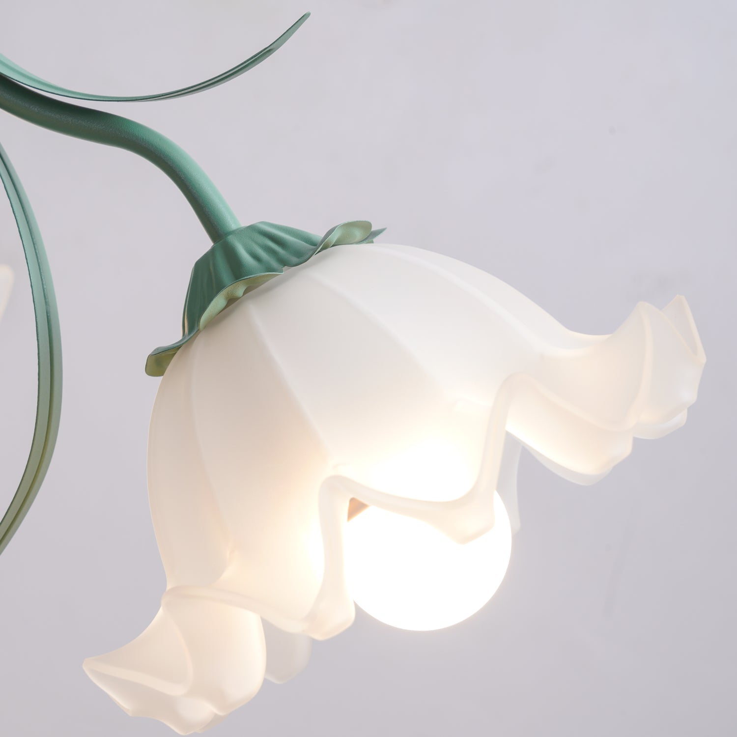 Lustra Chandelier Flower with Petals and Leaves - Letslighting