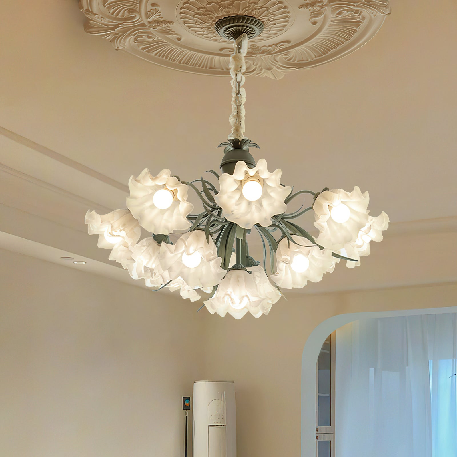 Lustra Chandelier Flower with Petals and Leaves - Letslighting