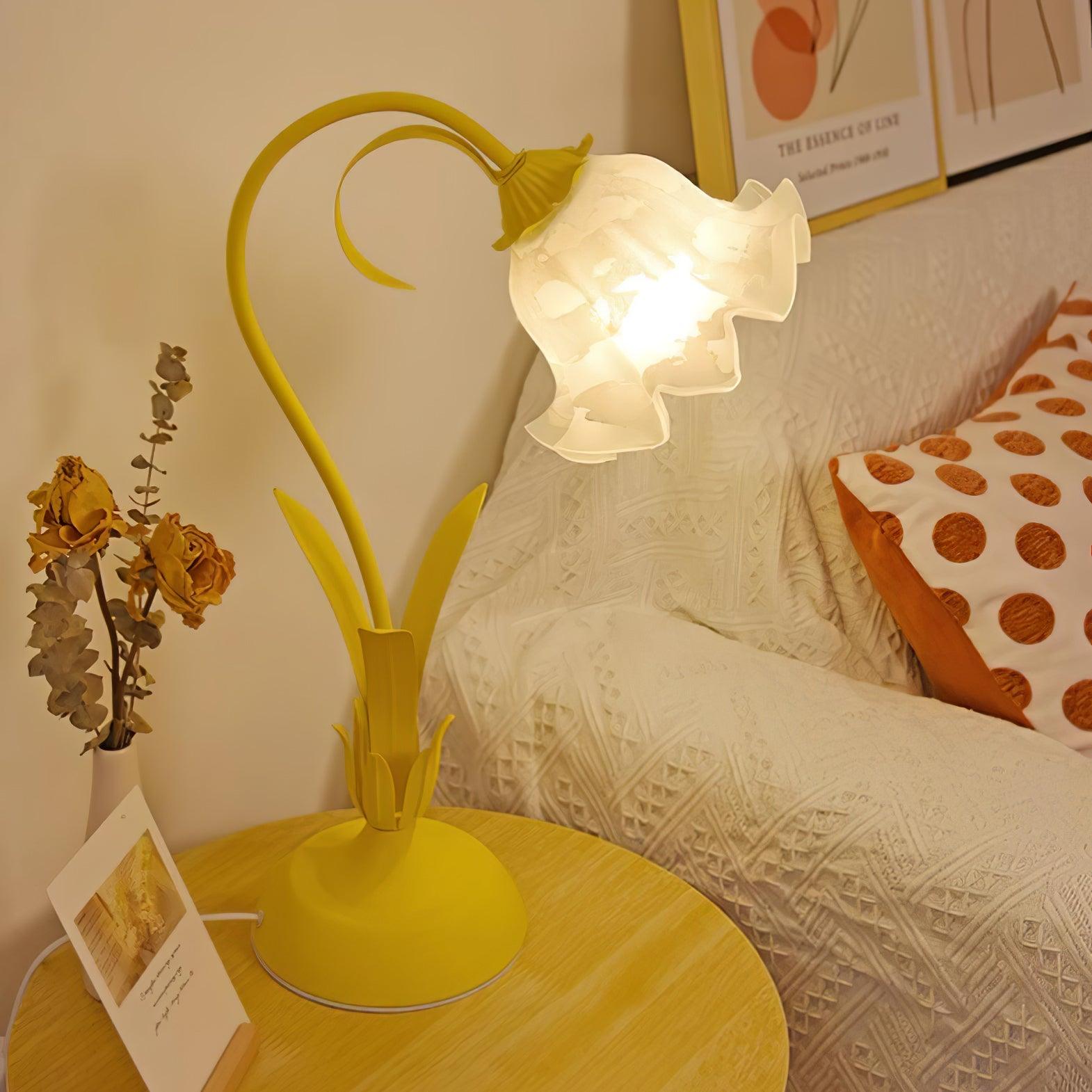 Zorien Acrylic Floral Table Lamp - Letslighting