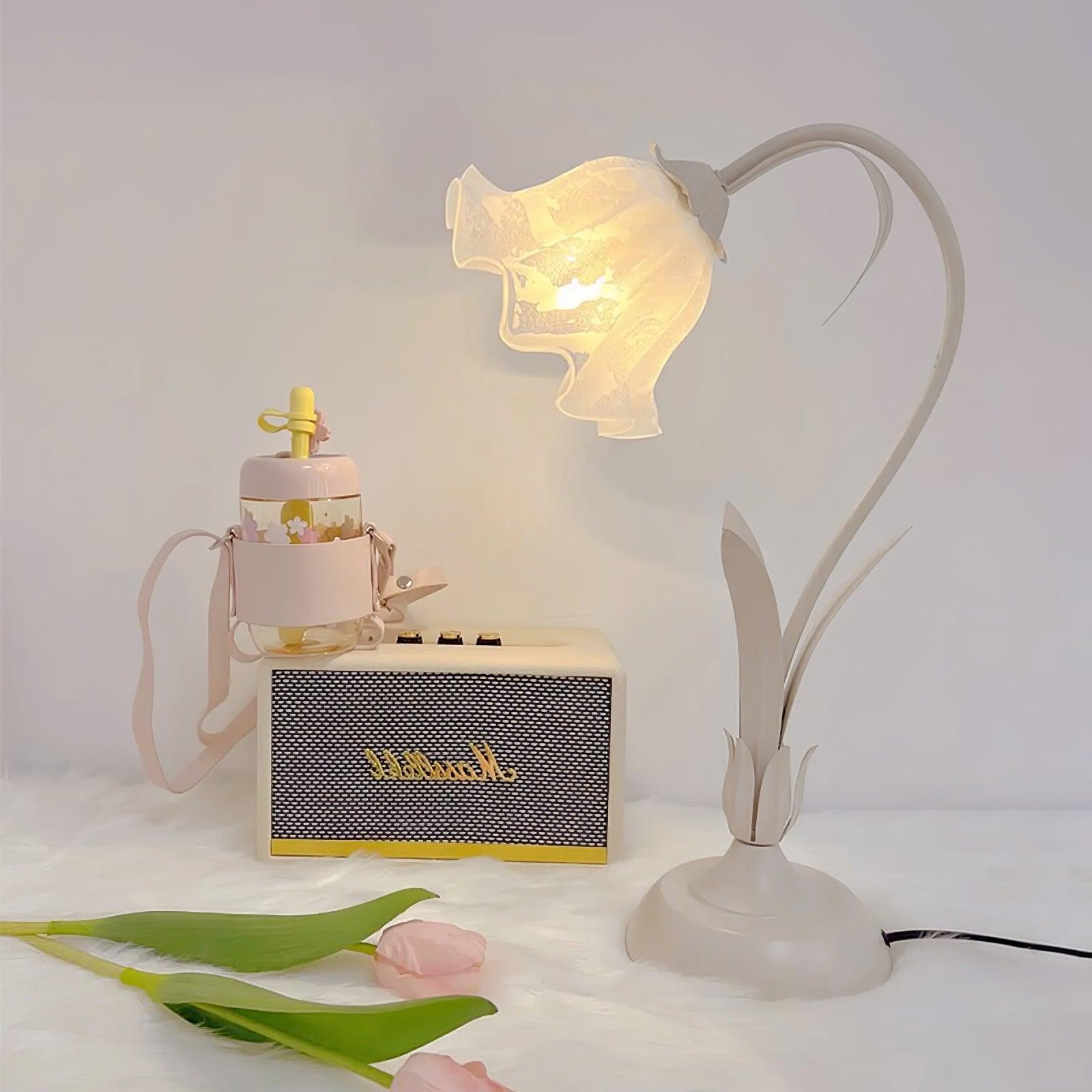 Zorien Acrylic Floral Table Lamp - Letslighting
